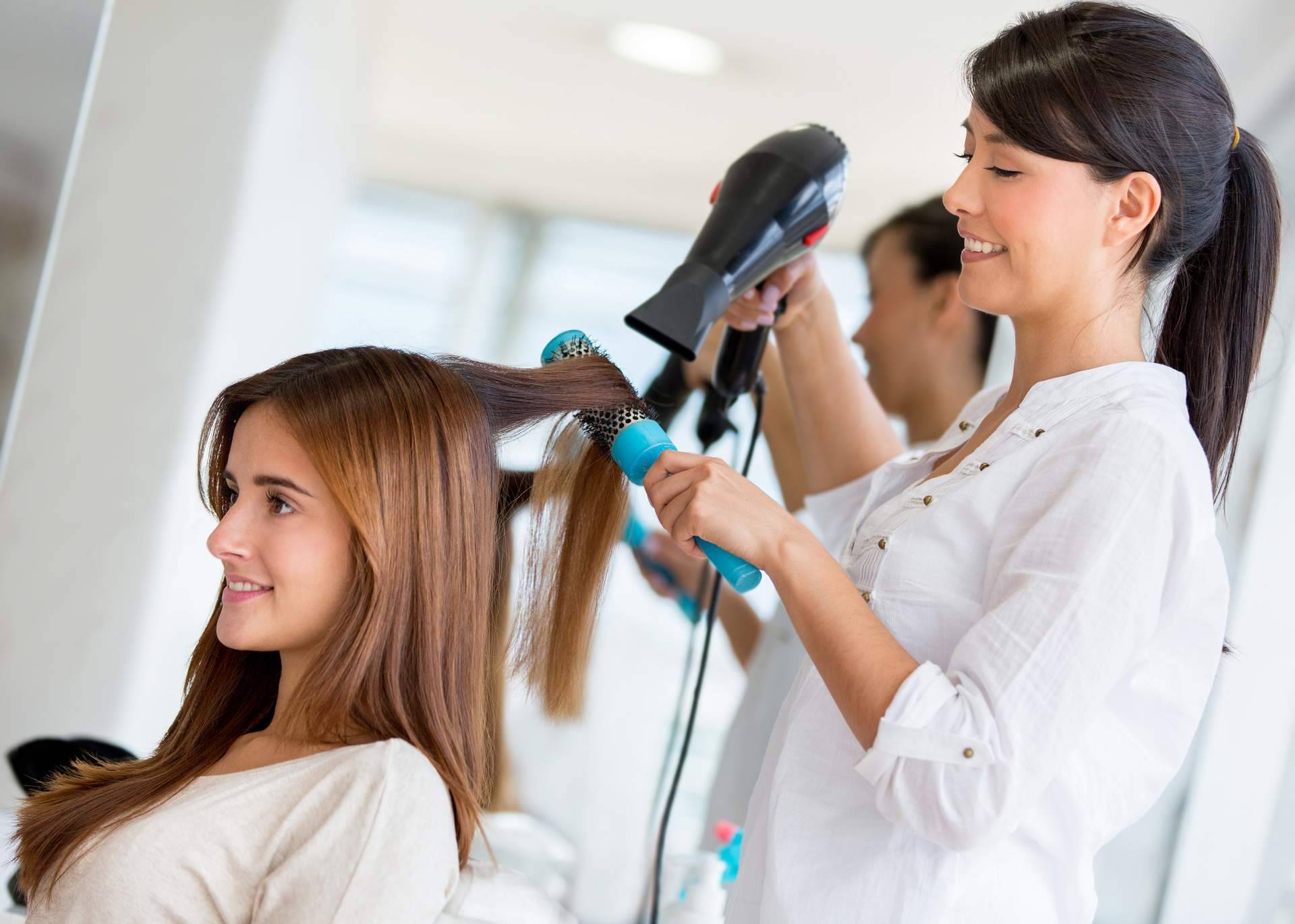 Diseñar estrategias de marketing digital en el sector de la belleza con UEBEA