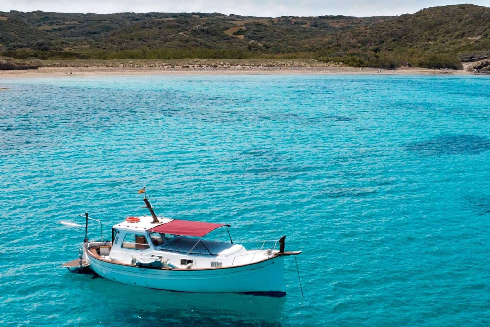 Ola Menorca, una opción ideal para disfrutar las maravillas de Menorca en verano.