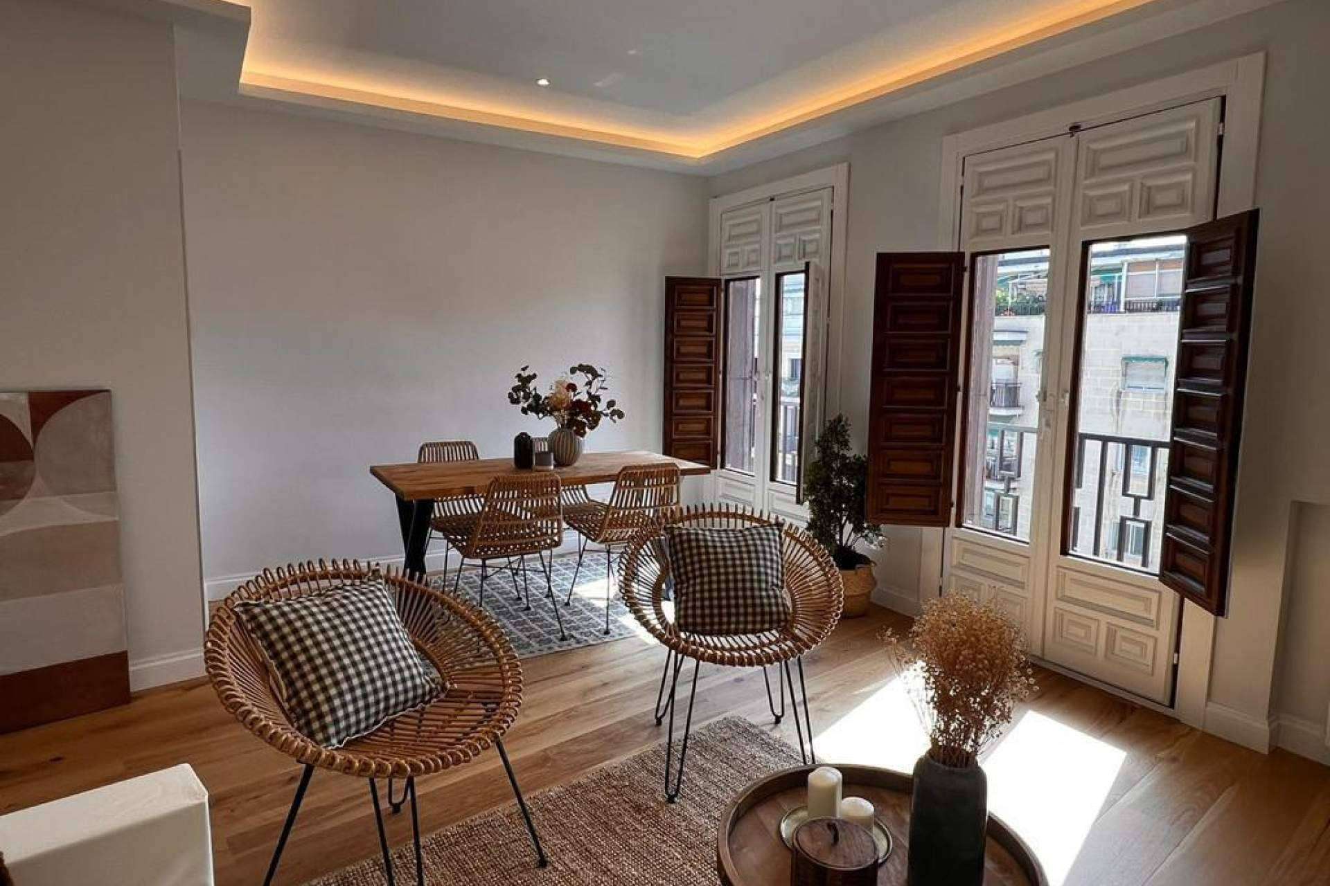 Casas modernas construidas desde cero o reformadas por Arsitek Studio