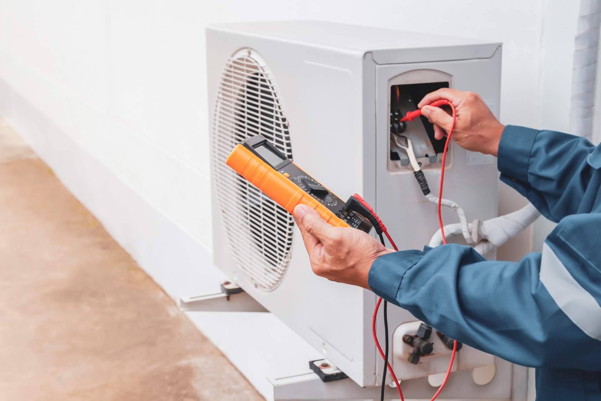Servicio de instalación y mantenimiento de aire acondicionado, con Manitas a Domicilio