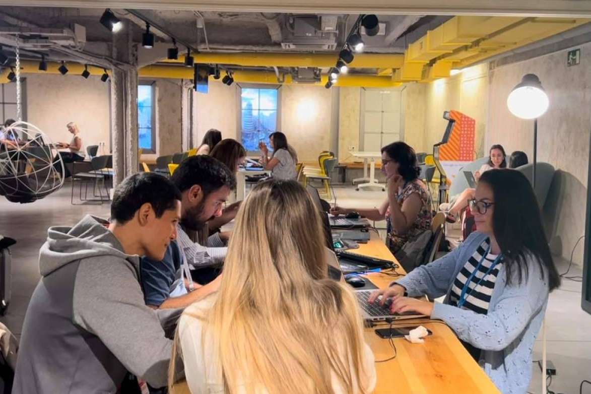 AllZone, 6 años de crecimiento y una familia de más de 40 empleados