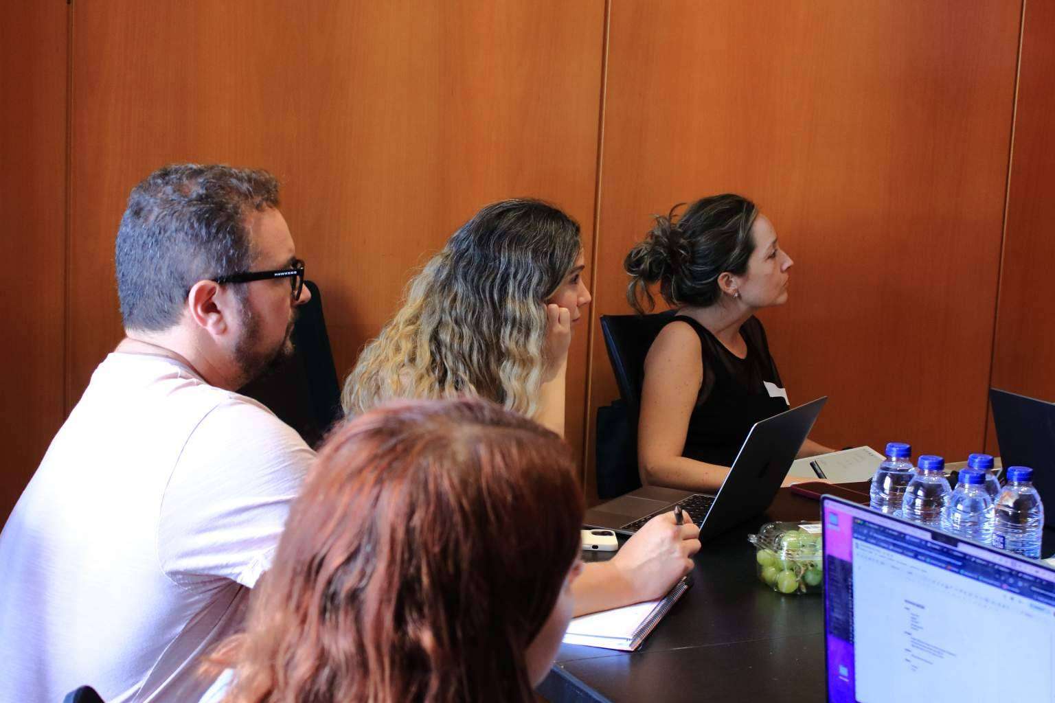 Un aliado estratégico para las pymes en su proceso de implementar la IA Generativa