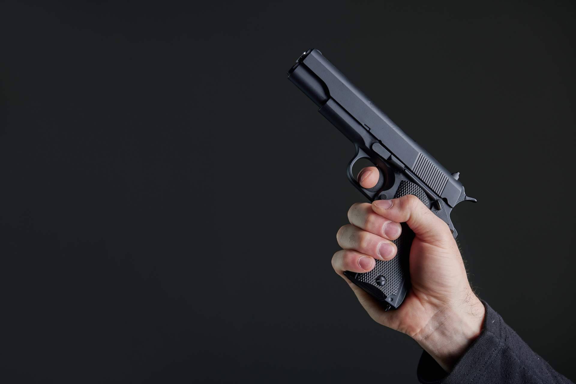 Diferencias entre armas de fogueo y detonadoras (si es que las hay)