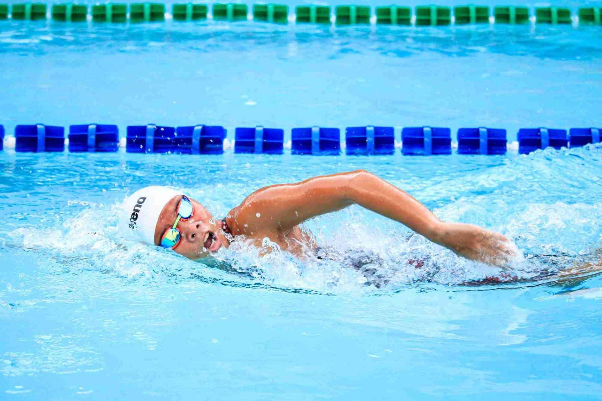 La innovación en gafas de natación que permite a los miopes nadar con confianza, por Gafadeportiva.com