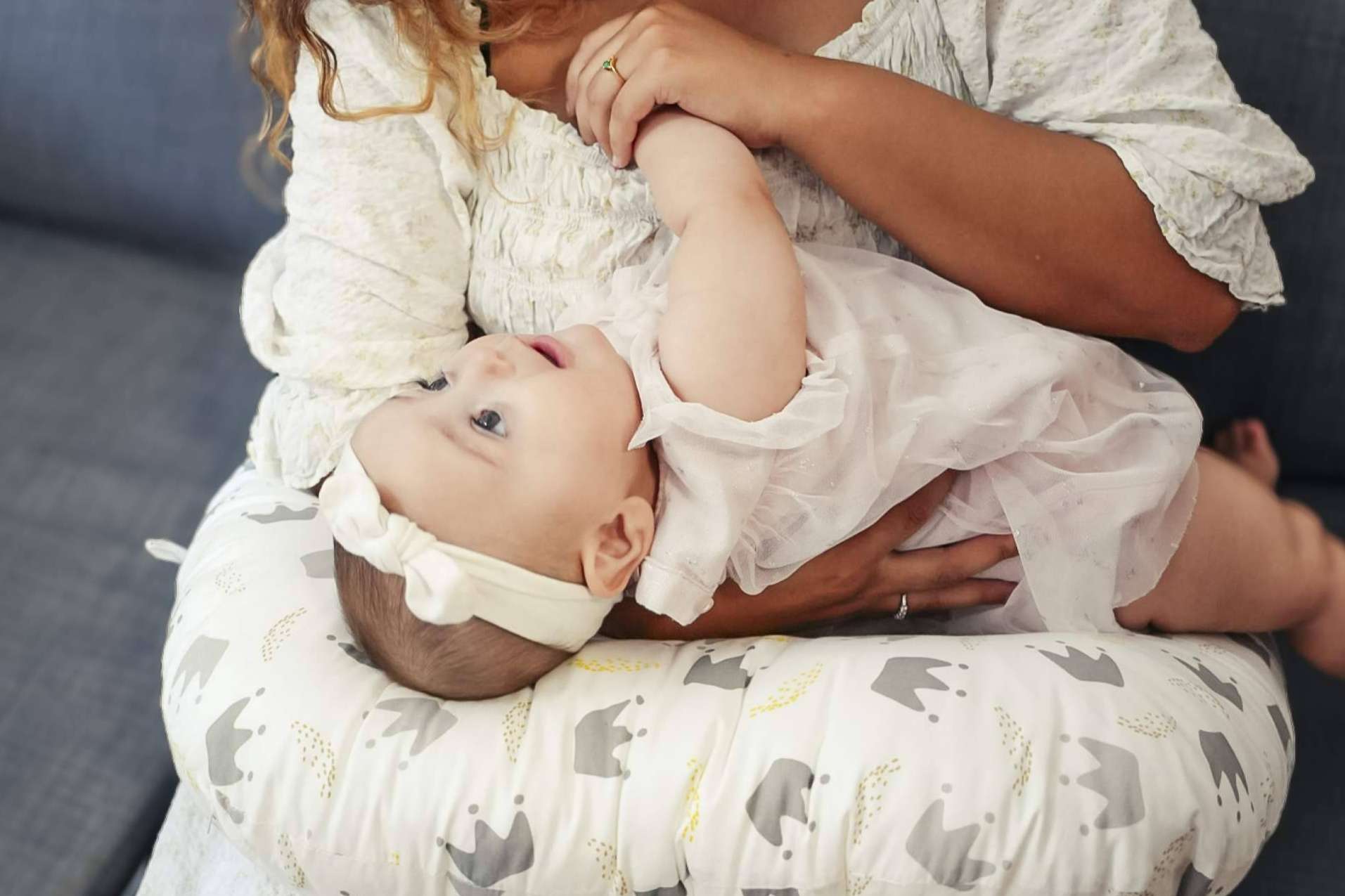Sonora Baby recomienda el uso del cojín de lactancia durante los primeros días posparto