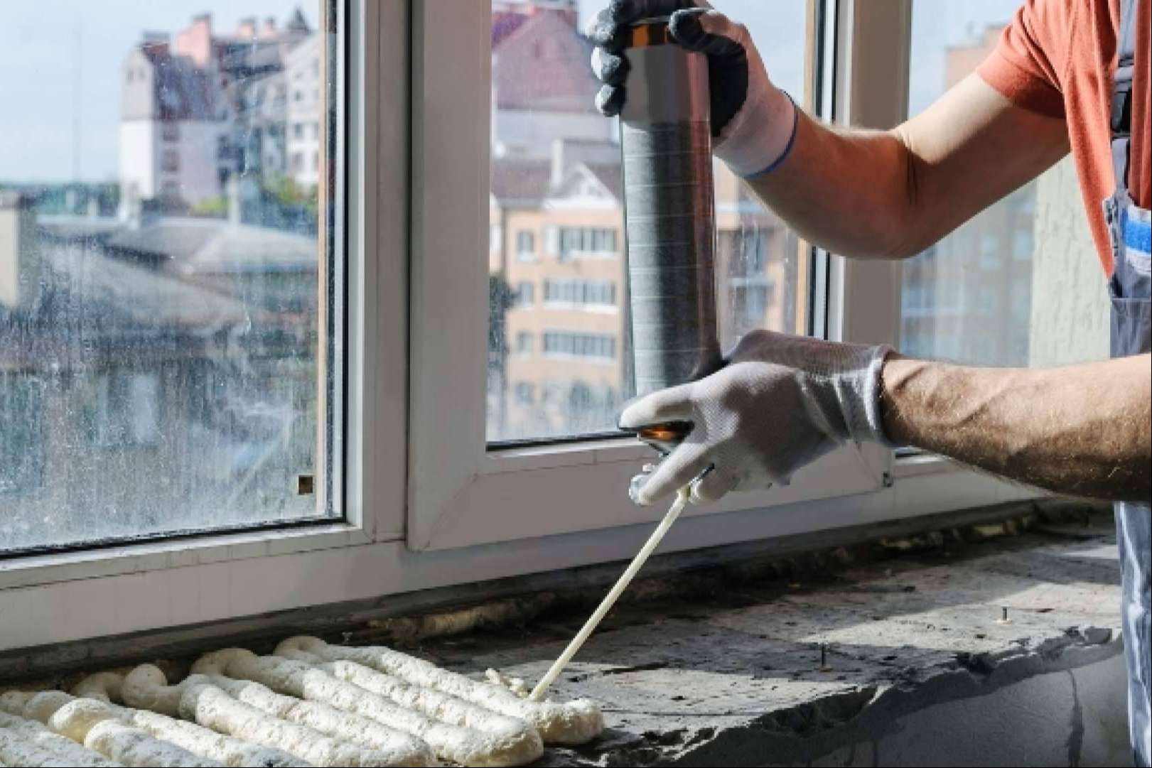 Tipos de espumas de poliuretano y sus usos en construcciones, reformas y reparaciones