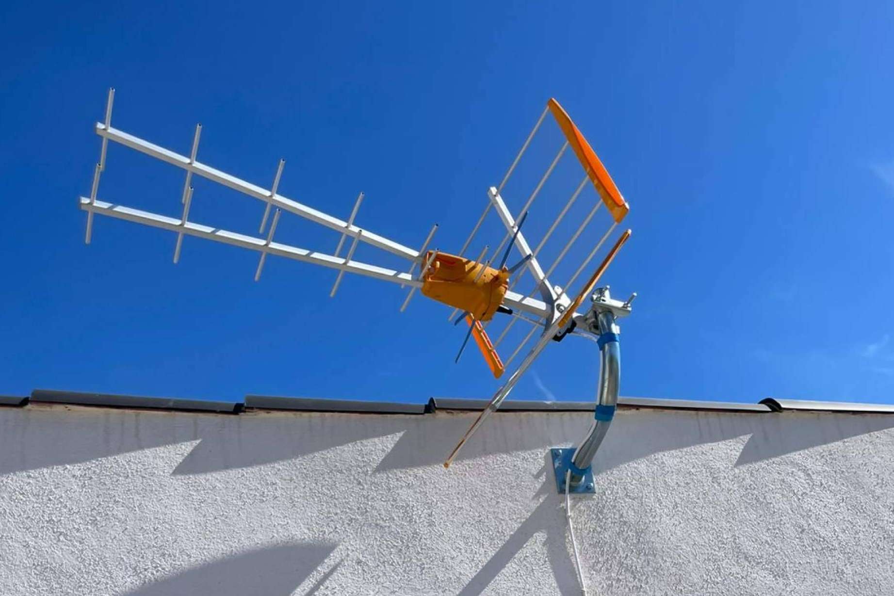 Savelec cuenta con un equipo de expertos en telecomunicaciones y antenas parabólicas en Valencia