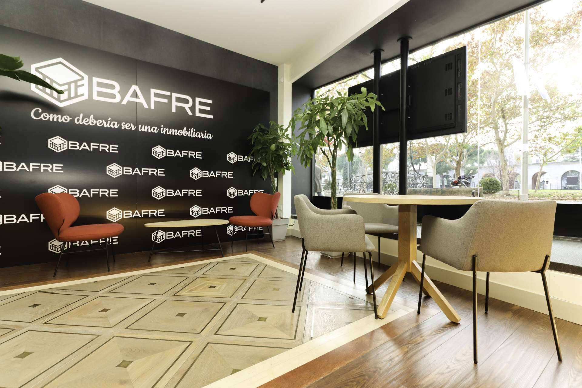 Asesoramiento inmobiliario en el centro financiero de Madrid, un año de Bafre Inmobiliaria en la Castellana