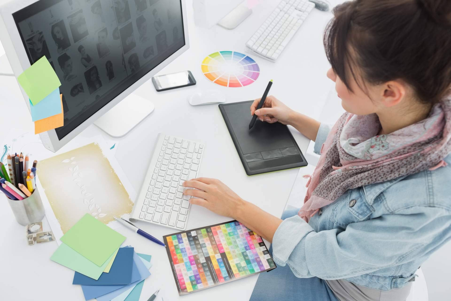 Diseño gráfico e inteligencia artificial; alianza sin competencia
