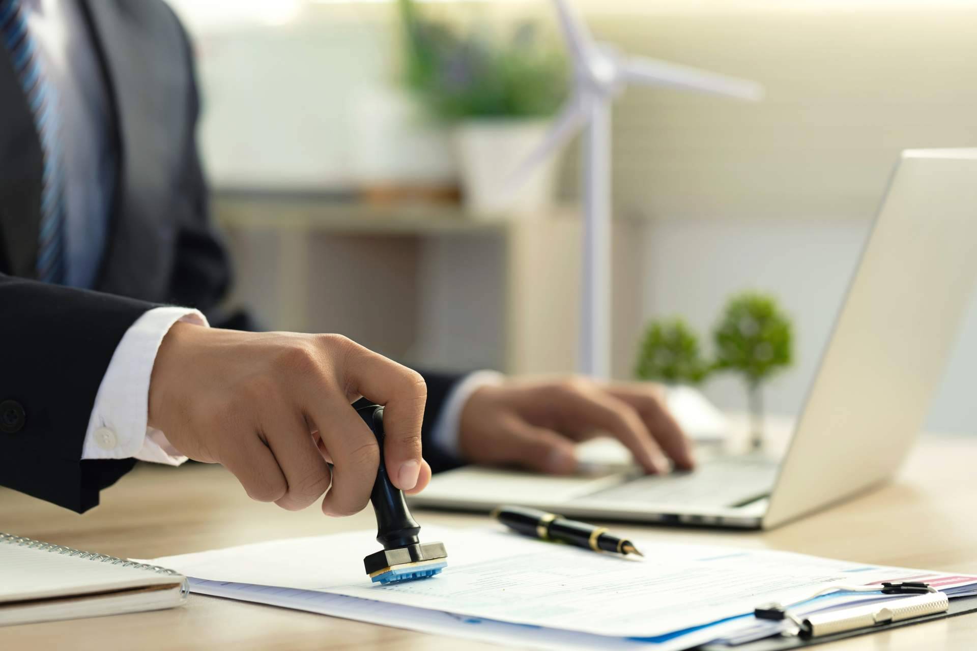 Enai E-Consulting Internacional, soluciones de traducción certificada para trámites en Madrid