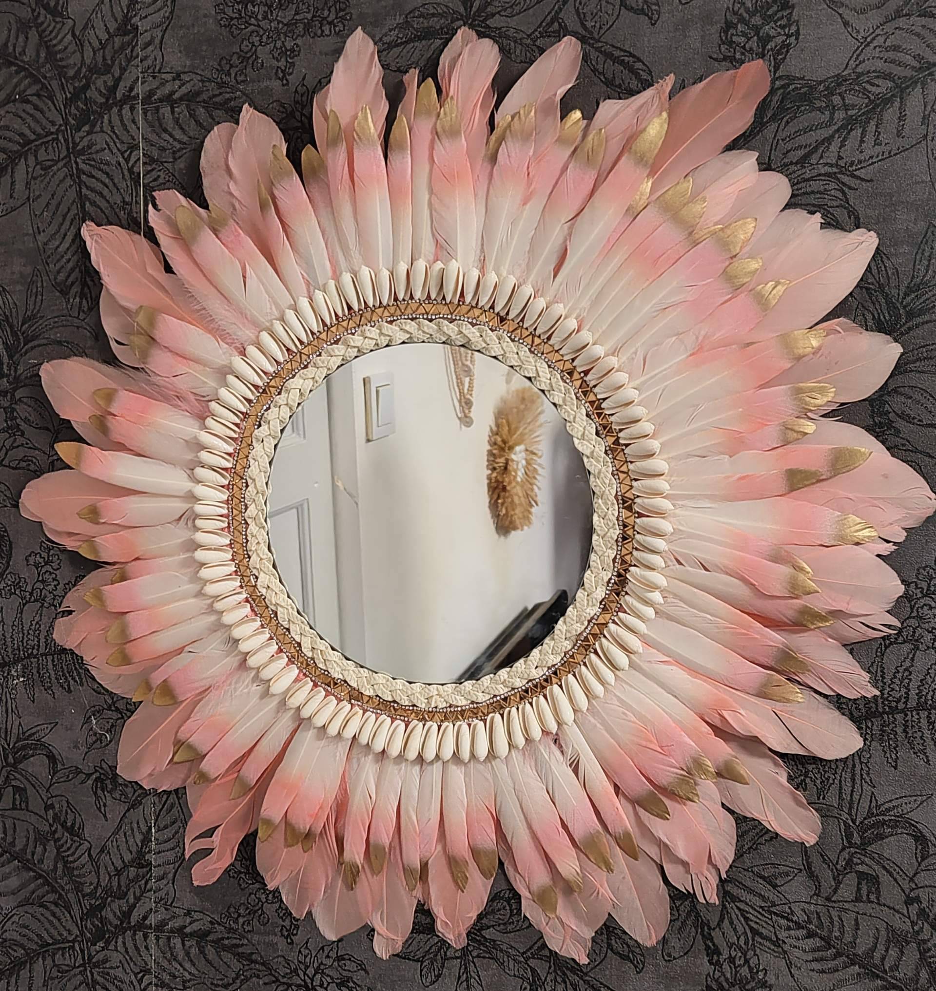 Espejos de plumas de Bali Jewels, decoración natural y artesanal para el hogar