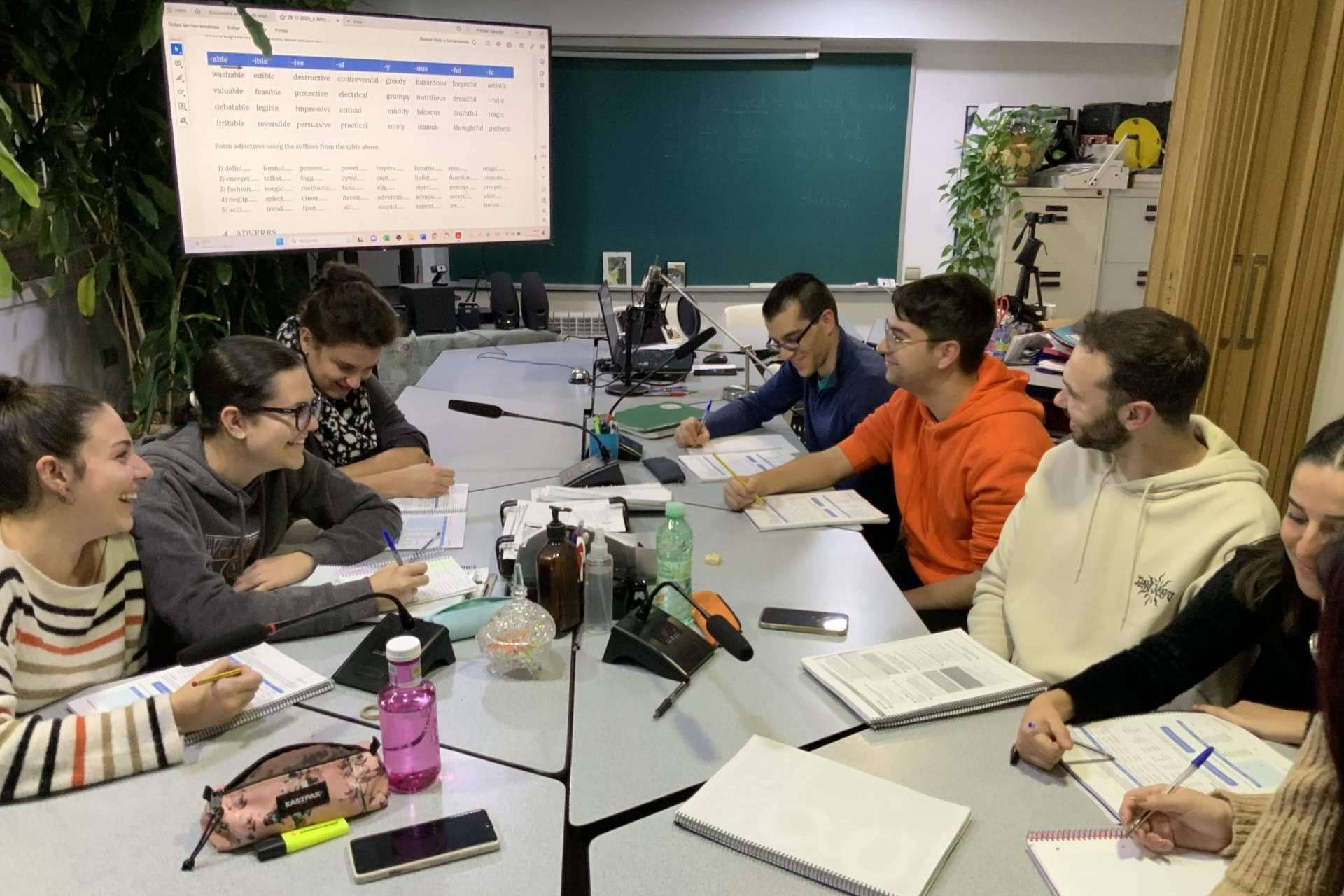 Dunedin College, la academia de inglés en Granada con garantía de éxito en exámenes de Cambridge y Aptis