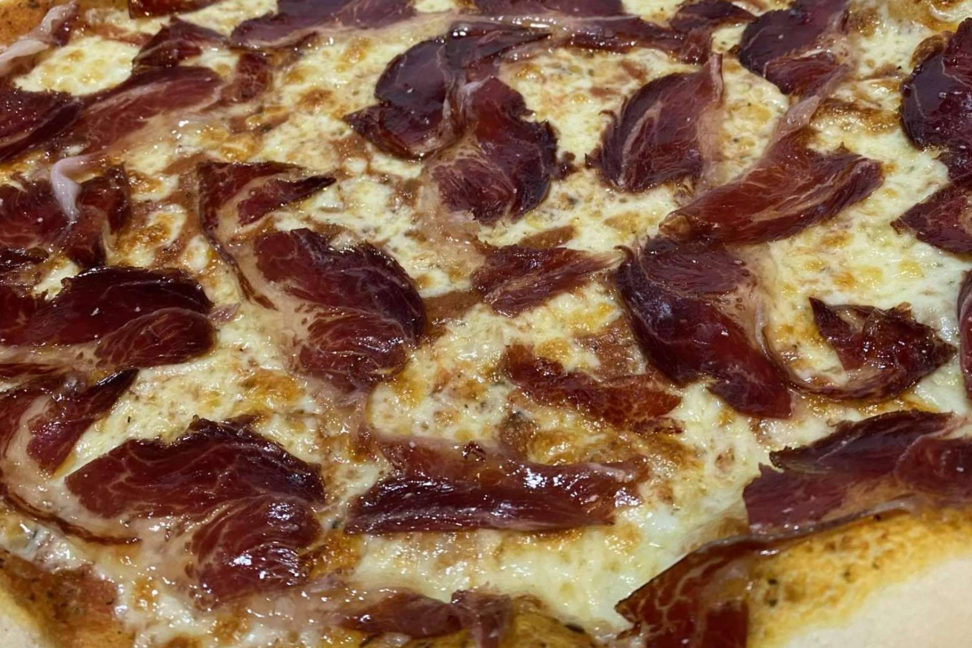 La Pizzana, un restaurante famoso por el sabor de su pizza artesanal