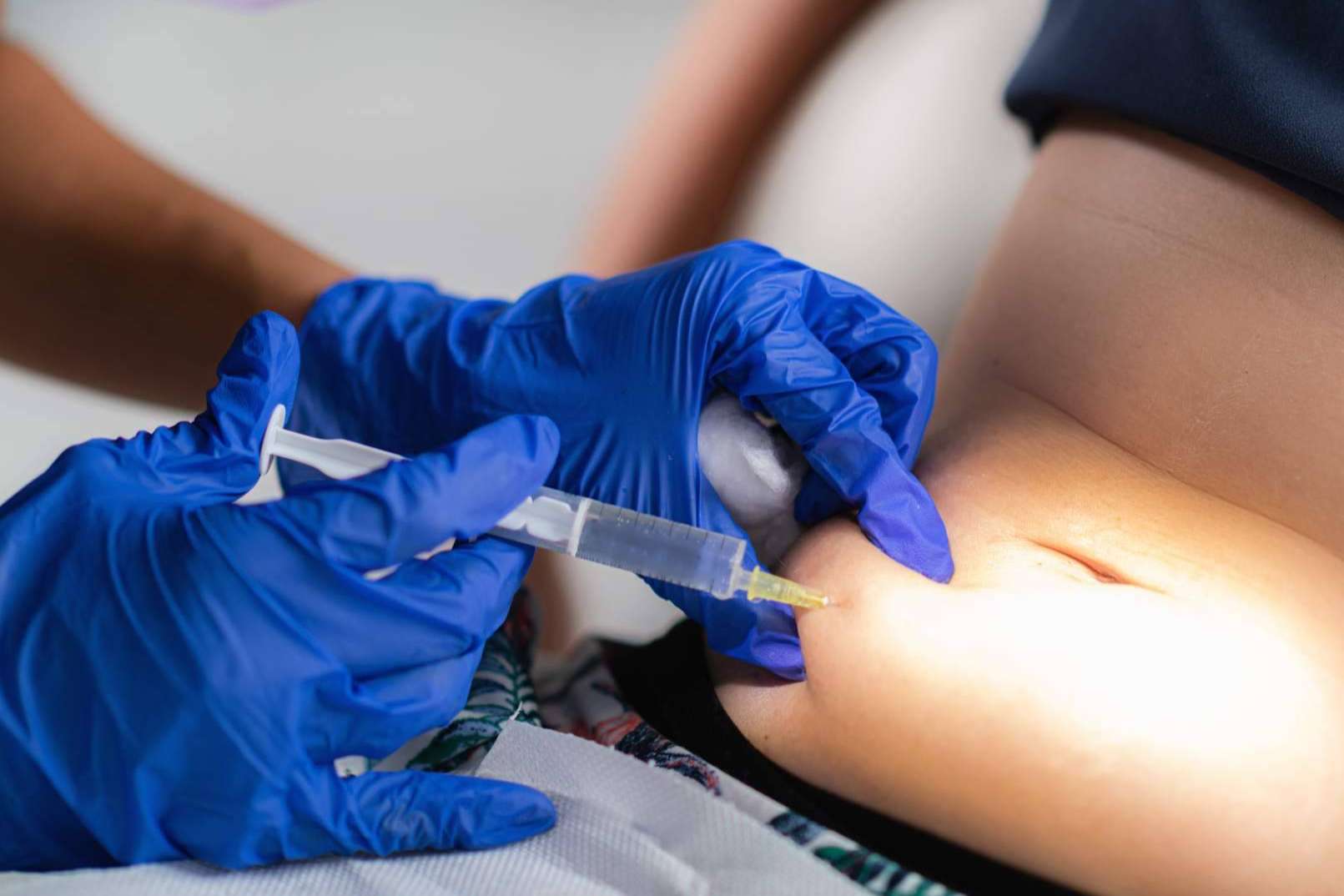 Los nuevos tratamientos inyectables contra la obesidad en Clínica Adelgar