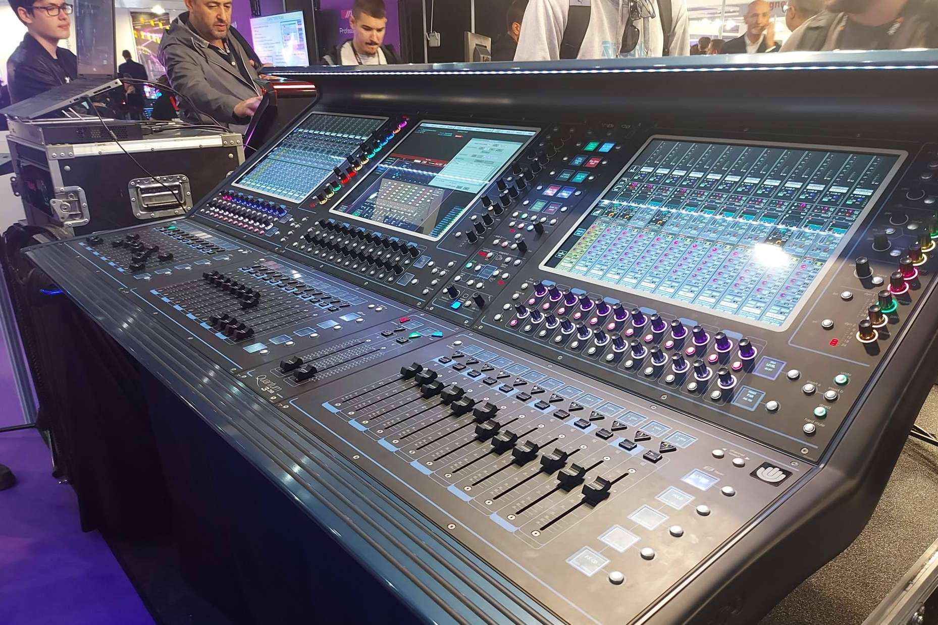 Soluciones completas en alquiler de equipos de sonido y audiovisuales con ASB Audiovisuals en Barcelona