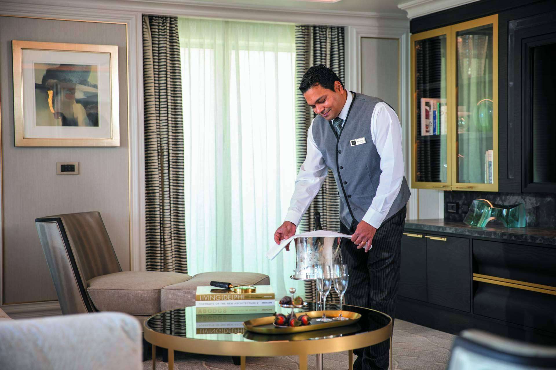 El primer corte de acero del nuevo Seven Seas Prestige™ de Regent Seven Seas Cruises®