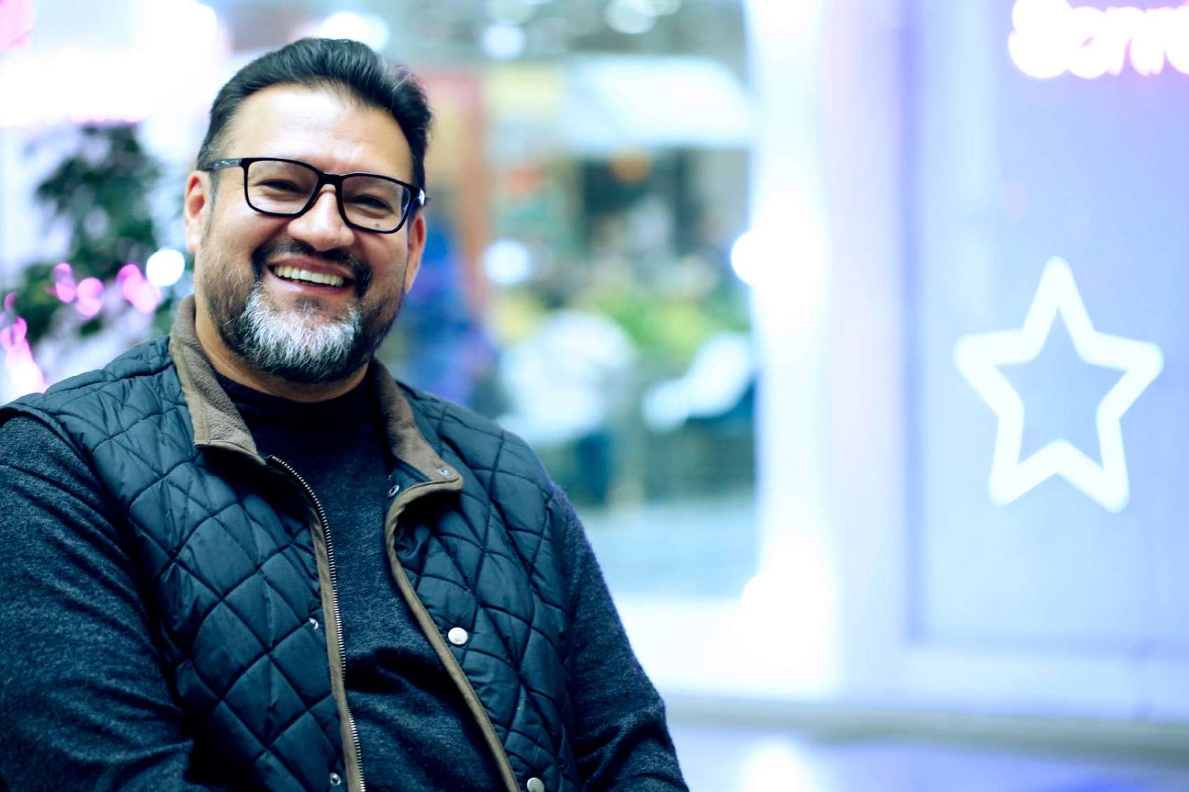 Odontología de Marlon Becerra le cambia la vida a las personas con su tratamiento top de carillas dentales