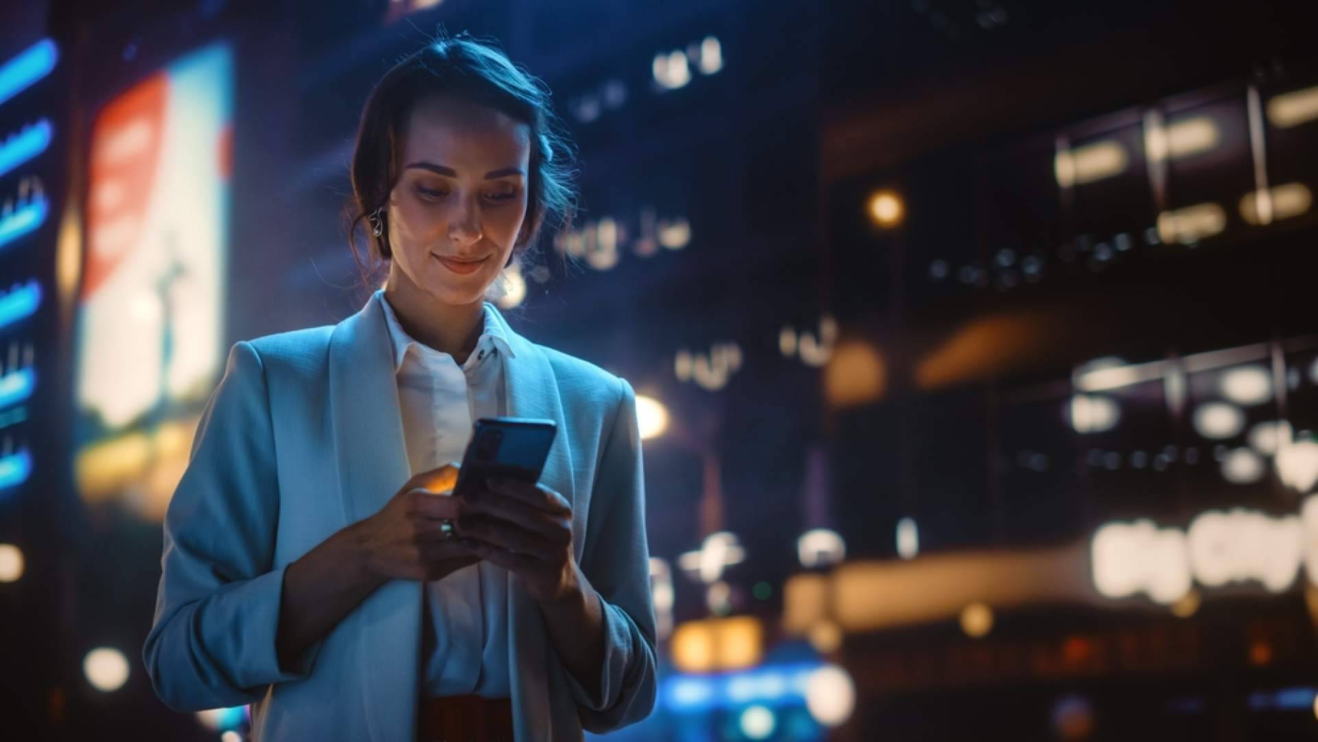 Votación online, cómo la personalización de plataformas fortalece la identidad corporativa