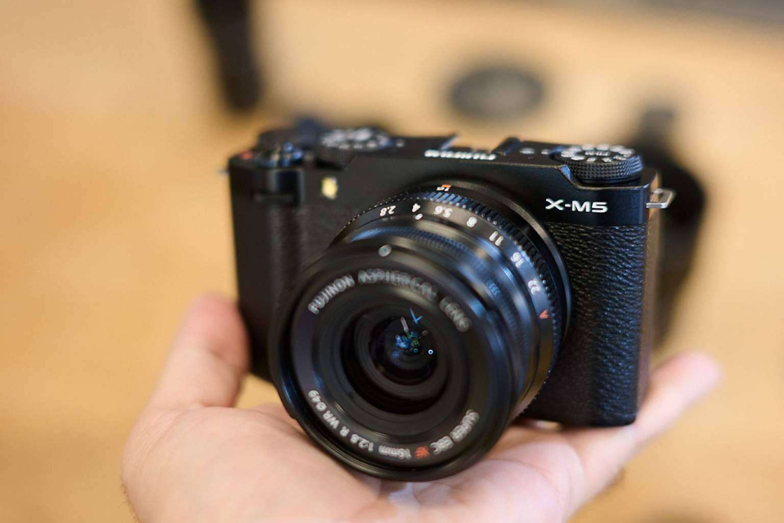 Desvelando la nueva Fujifilm X-M5; innovación en las manos (¿Era necesario?)
