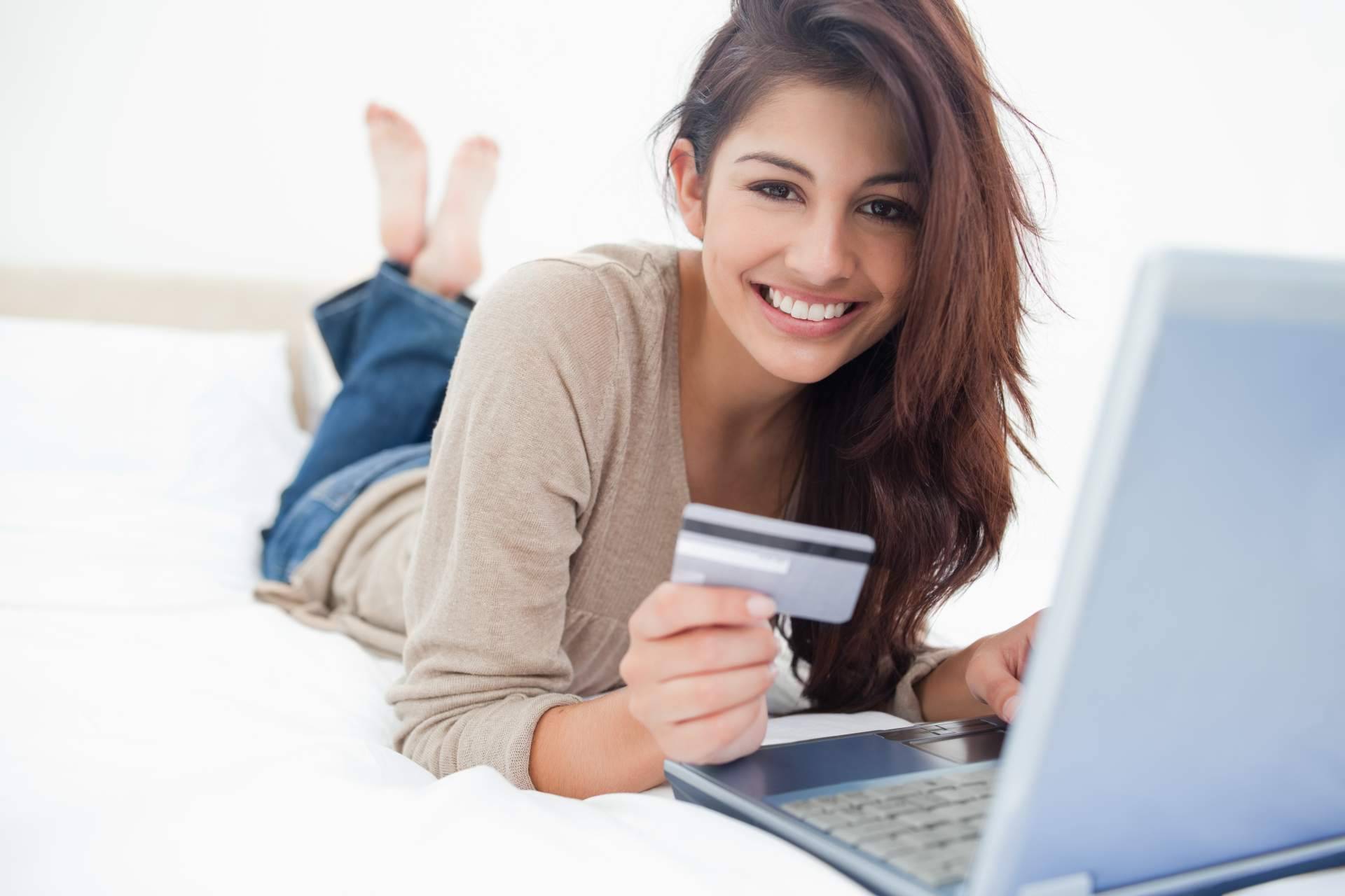 Innovación en servicios financieros; la tarjeta de crédito de Plazo Credit combina flexibilidad y asistencia 24/7
