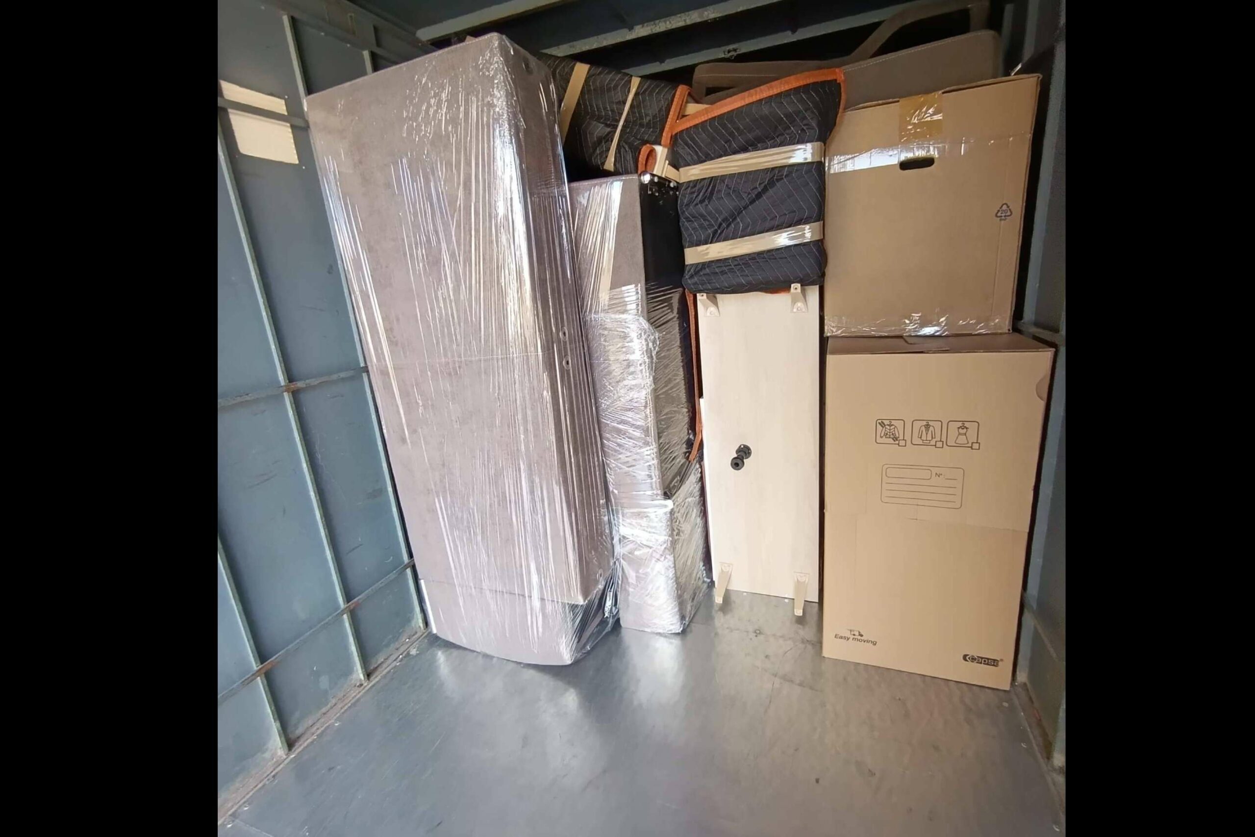 Servicios de mudanzas y guardamuebles en Granada con almacén logístico