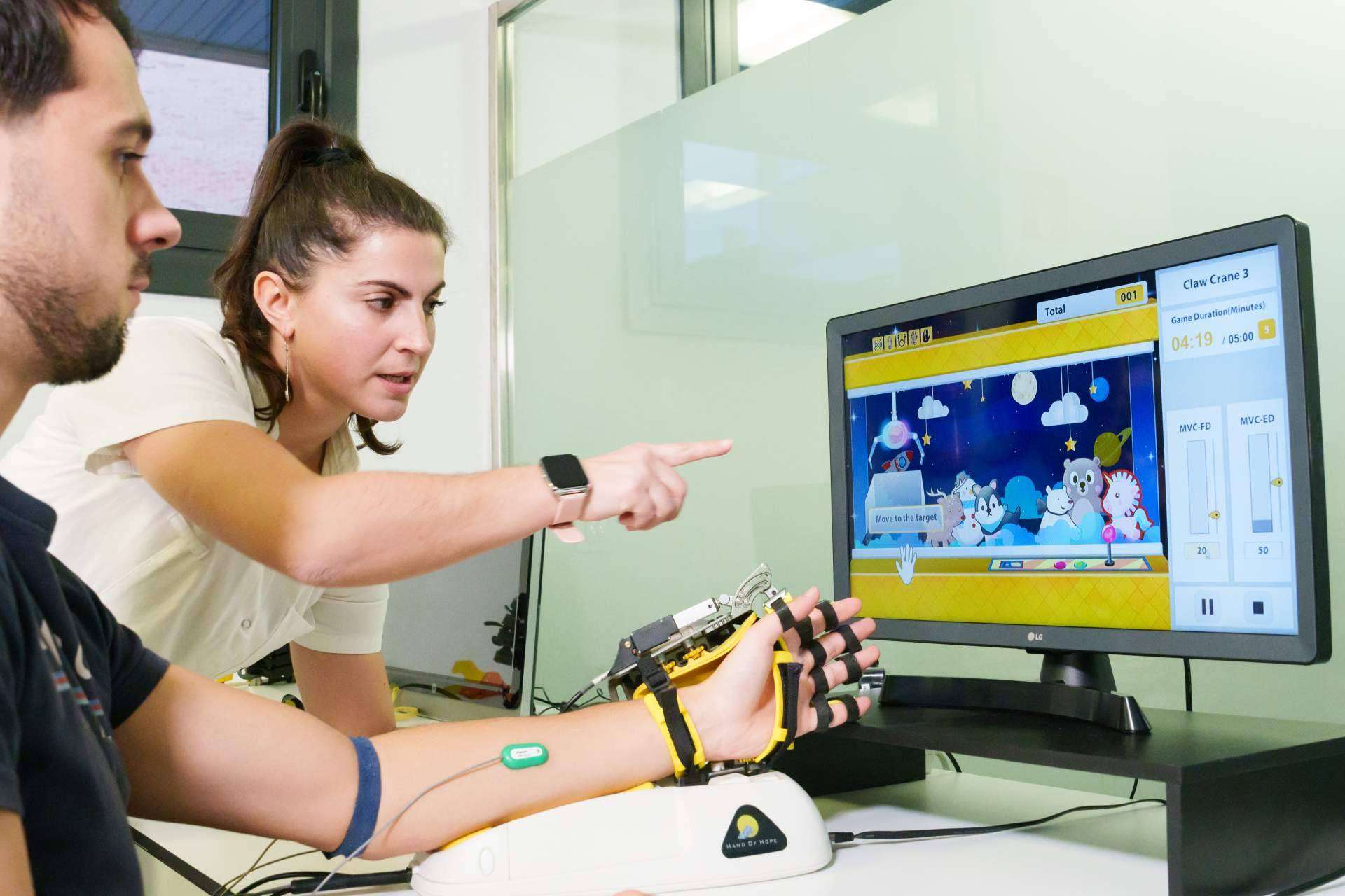 Tecnología y recuperación funcional, el modelo de Movex Clinics con exoesqueletos terapéuticos