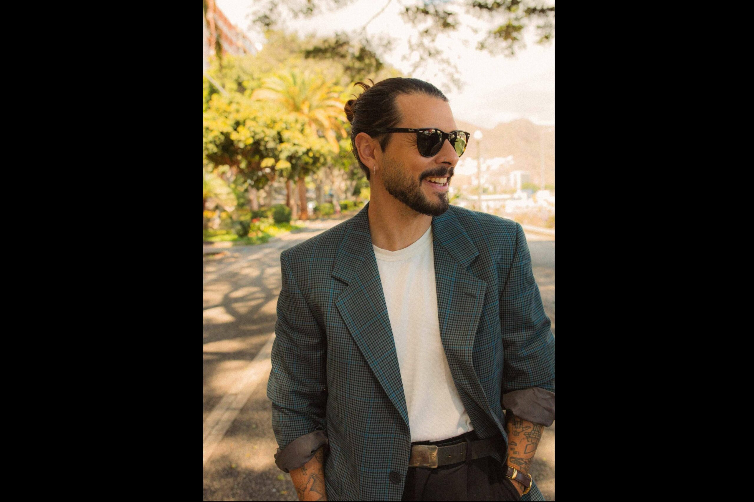 Álex Bencomo presenta 'Ni Medio Sentido' bajo el sello de Víctor Elías y Fran Perea