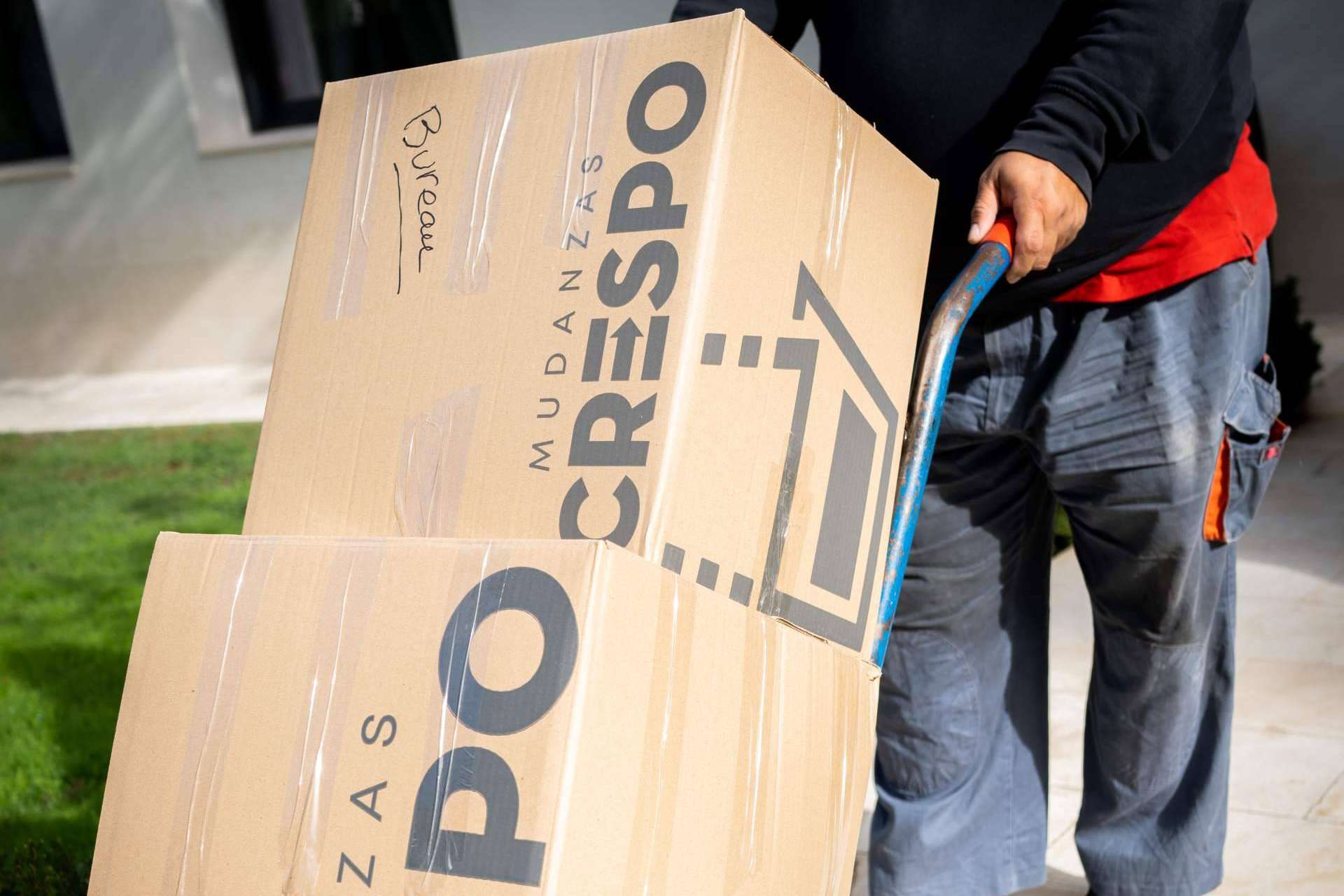 Mudanzas Crespo advierte; embalar cajas por cuenta propia puede generar más trabajo y problemas