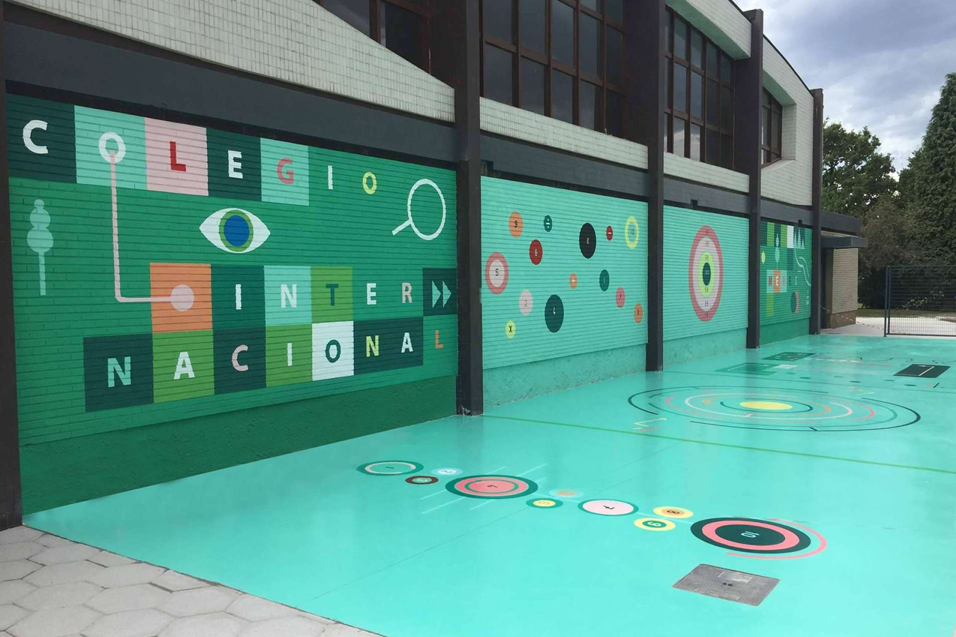 Murales artísticos de gran formato; Artemural transforma fachadas y entornos con pintura de alto impacto