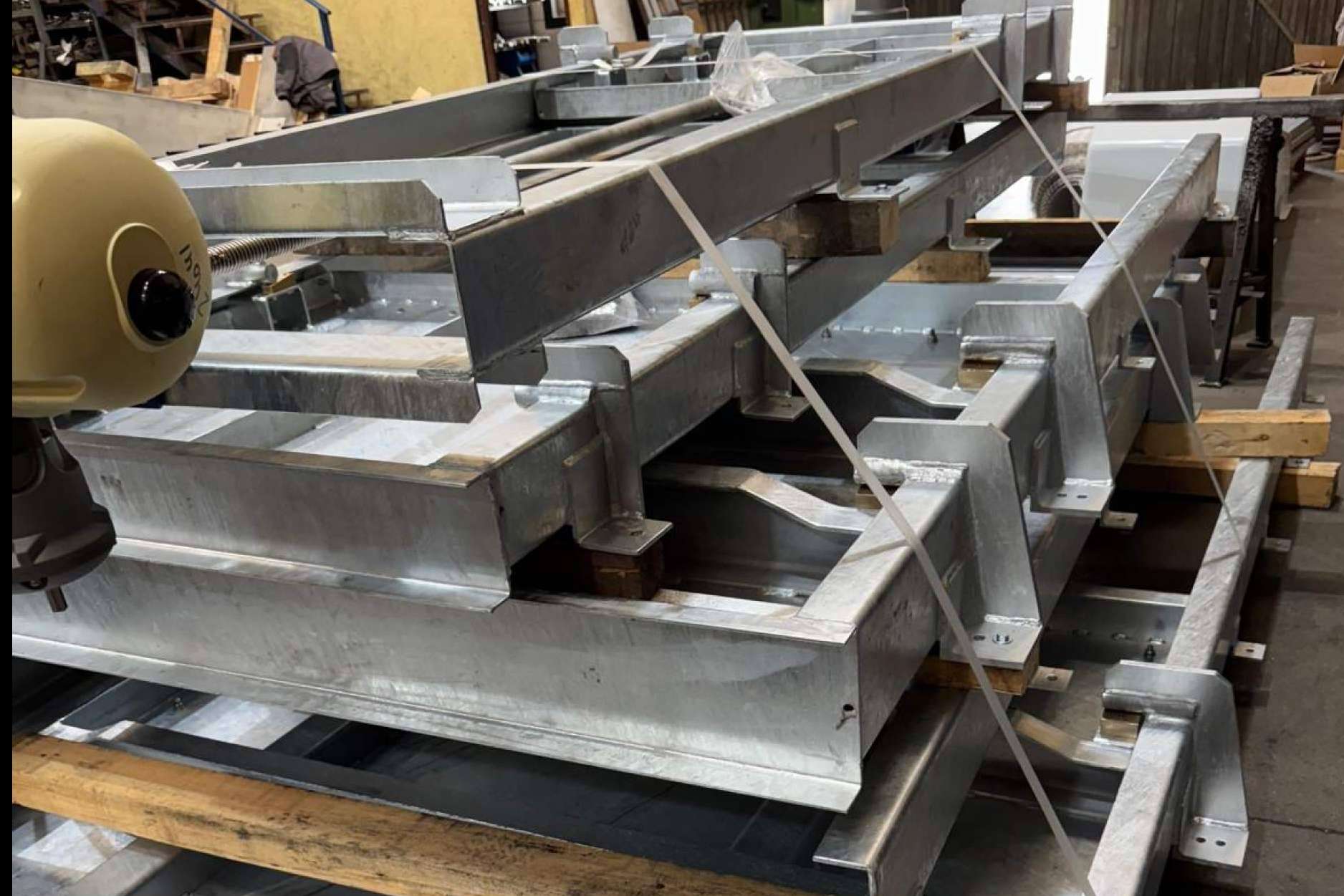 Filtramas S.A. impulsa su crecimiento vertical con la adquisición de los talleres Metracal S.L.