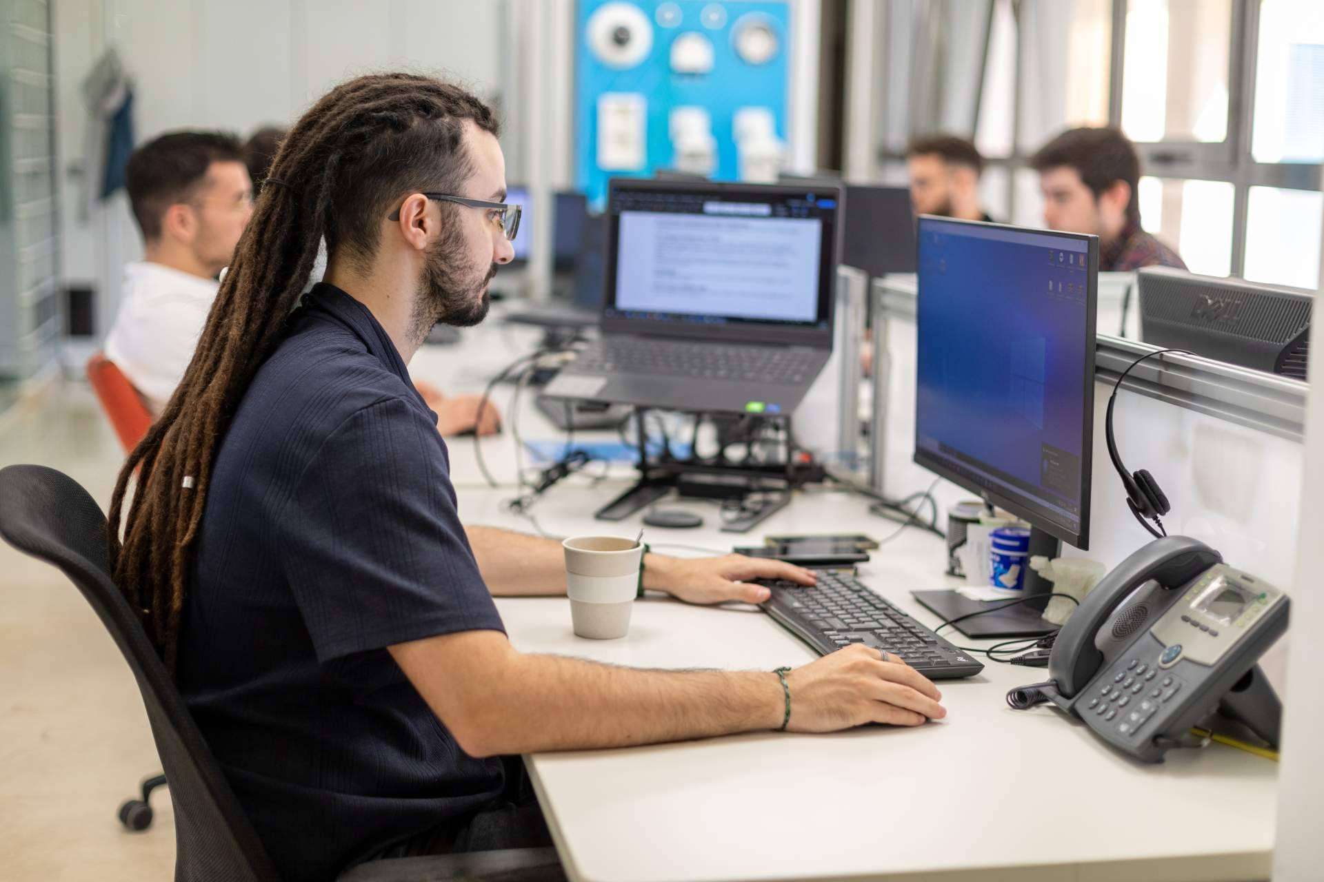 2025 traerá la jornada de 37,5 horas; lo que una empresa debe hacer ahora para no quedarse atrás