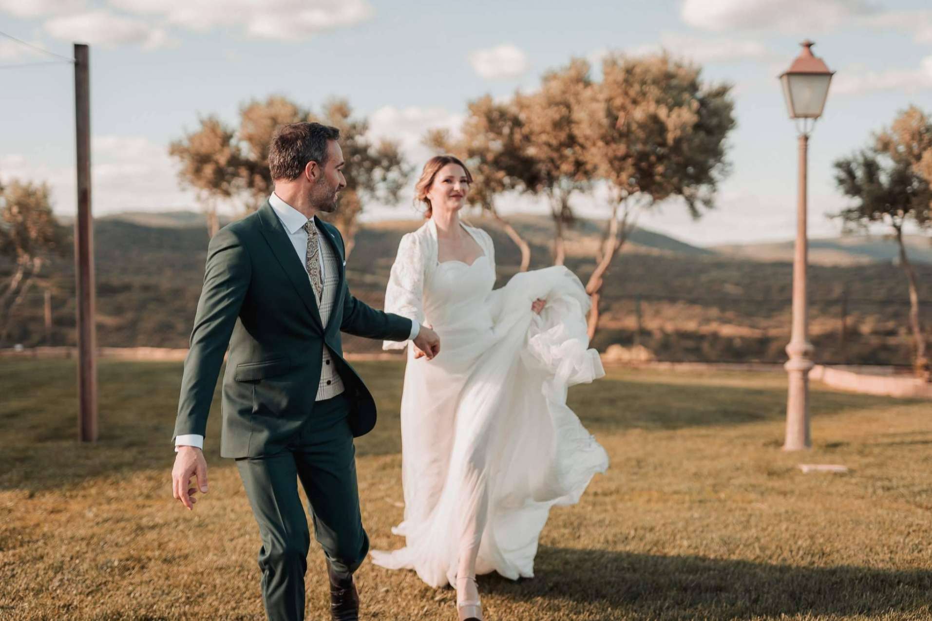 Un Amor de Cuento de Hadas; La Novia deValérie Moreau que Soñó en Encaje