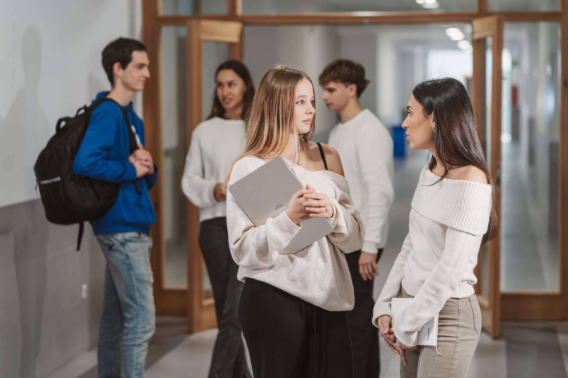 La formación profesional se posiciona como alternativa sólida a la carrera universitaria en 2025