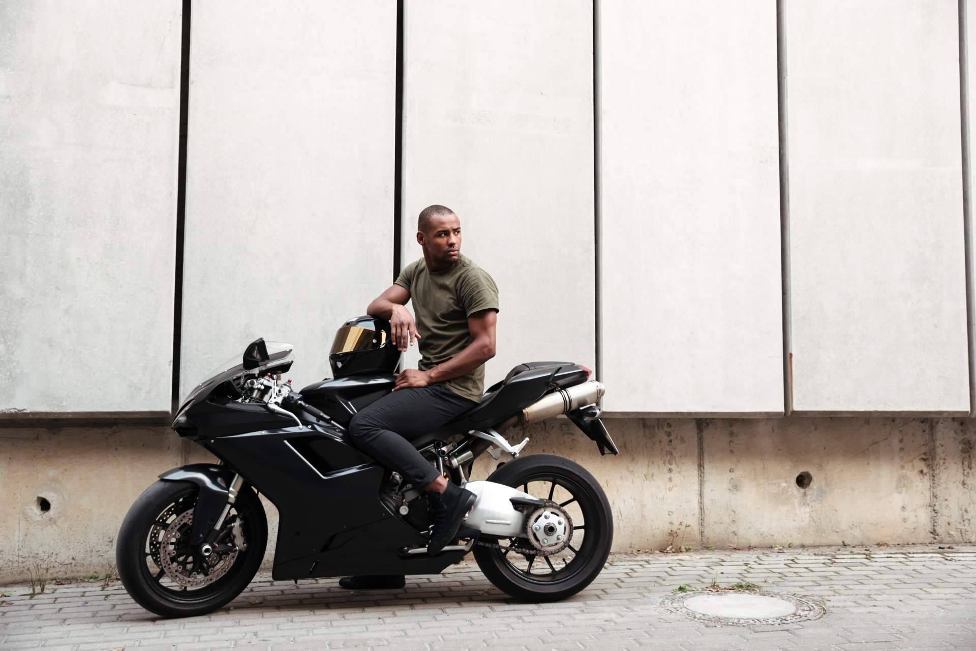 Sacarse el Carnet de Moto A2 en Madrid nunca fue tan fácil; Por qué Alcalá de Henares es la mejor opción