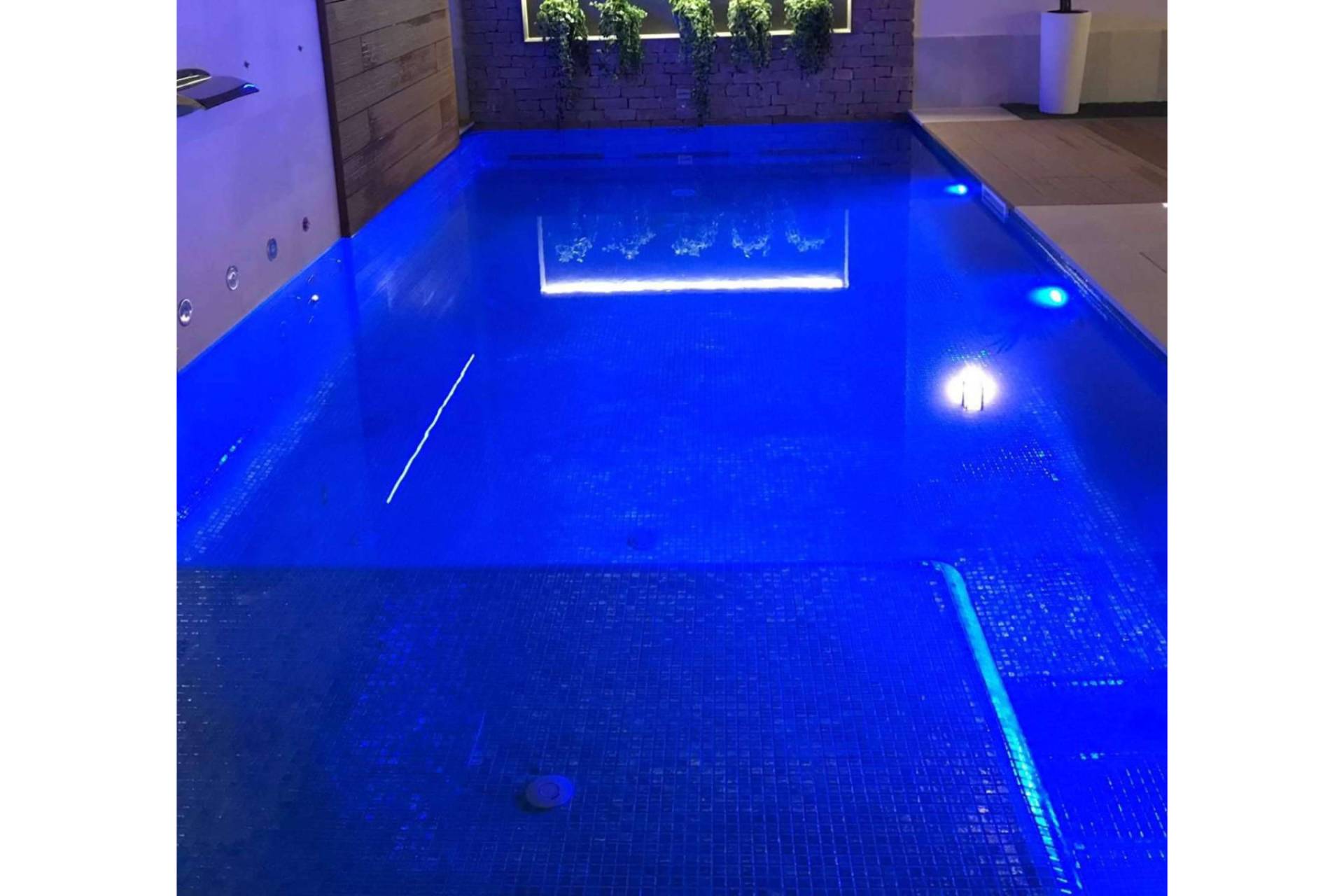 Tecnología europea para depurar piscinas sin abusar de productos químicos