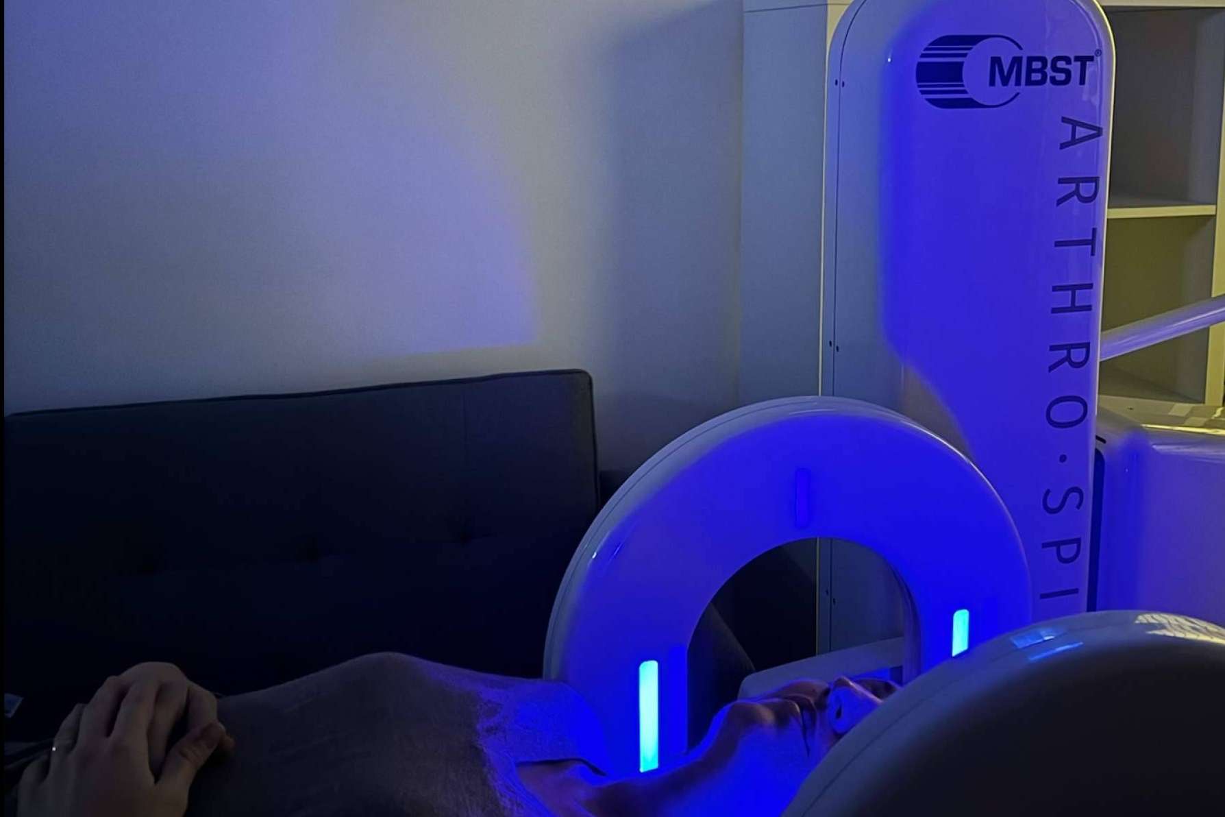 Fisiohand implanta en Griñón un modelo avanzado de fisioterapia sin dolor con respaldo tecnológico