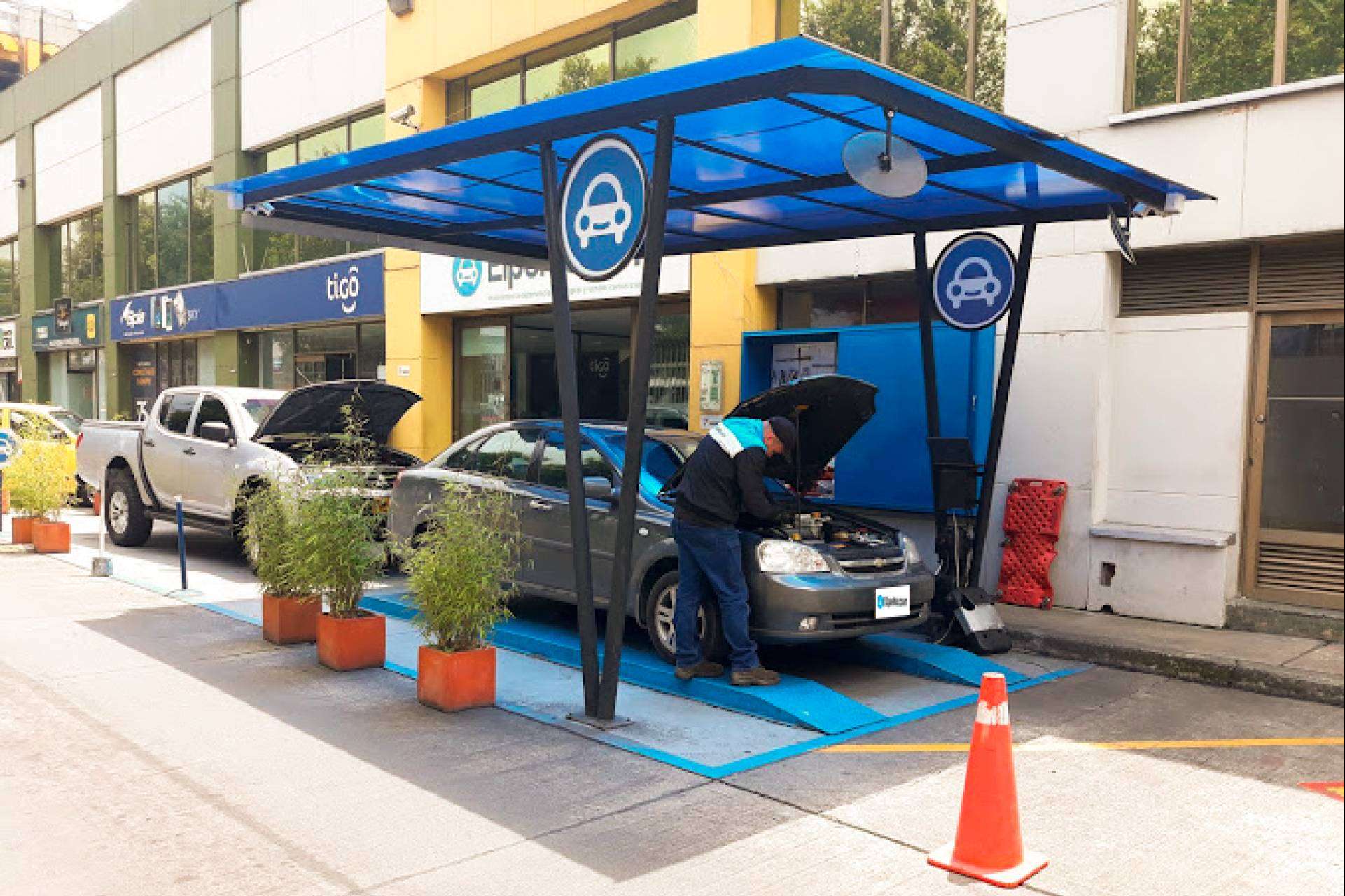 La fiabilidad en la compra de coches de ocasión pasa por los peritajes de Elperito.com