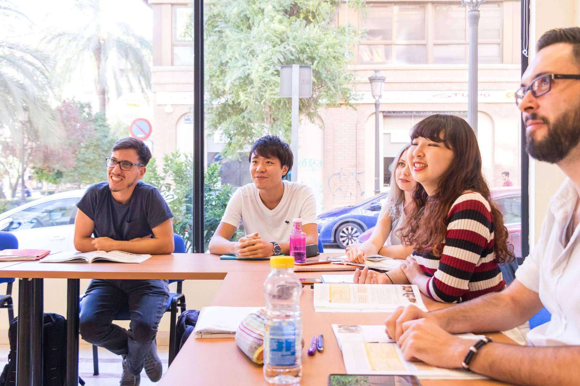 ¿Cómo elegir una escuela de español en Valencia?