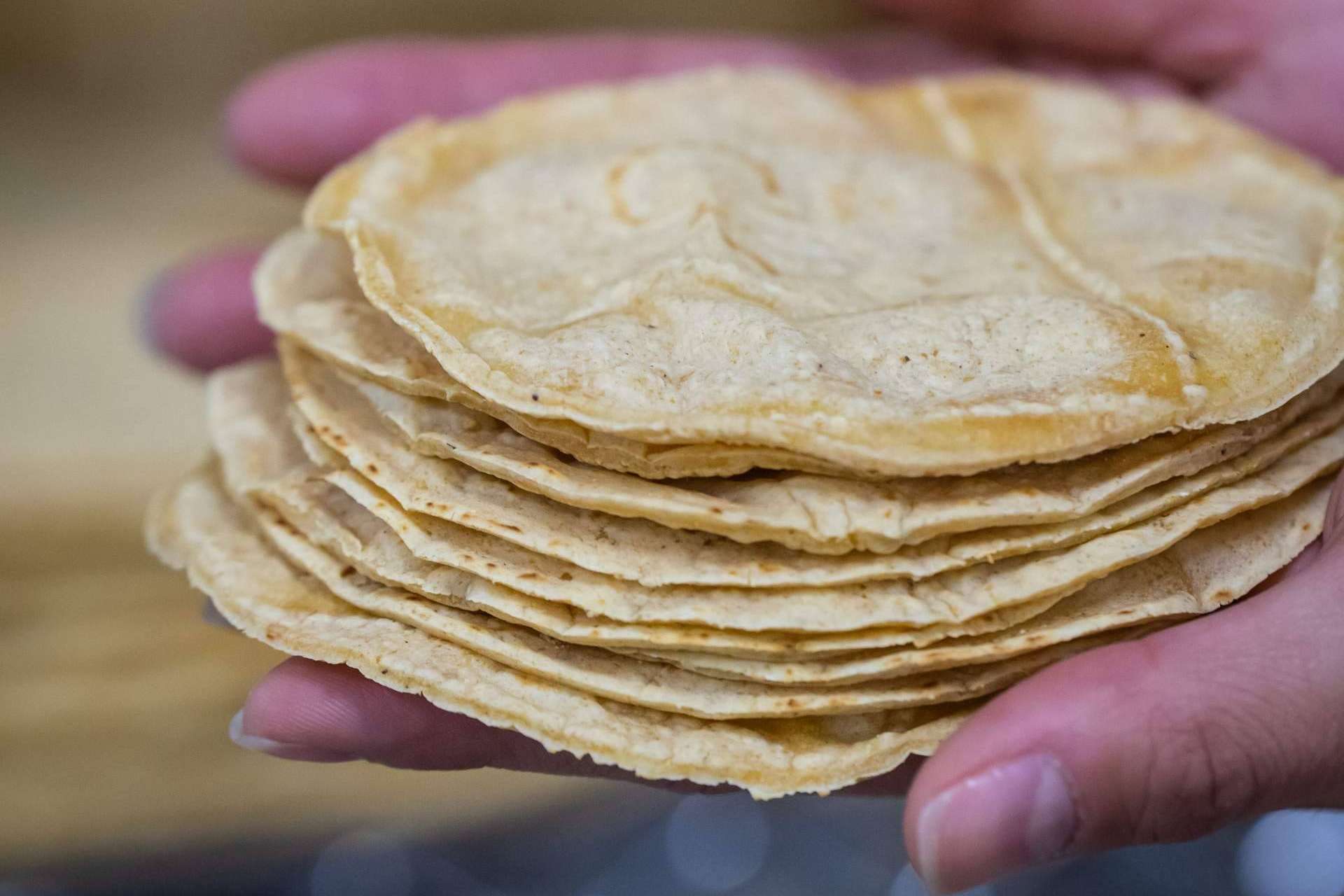 Maíz Maya impulsa el consumo de tortillas nixtamalizadas elaboradas con maíz tratado de forma artesanal