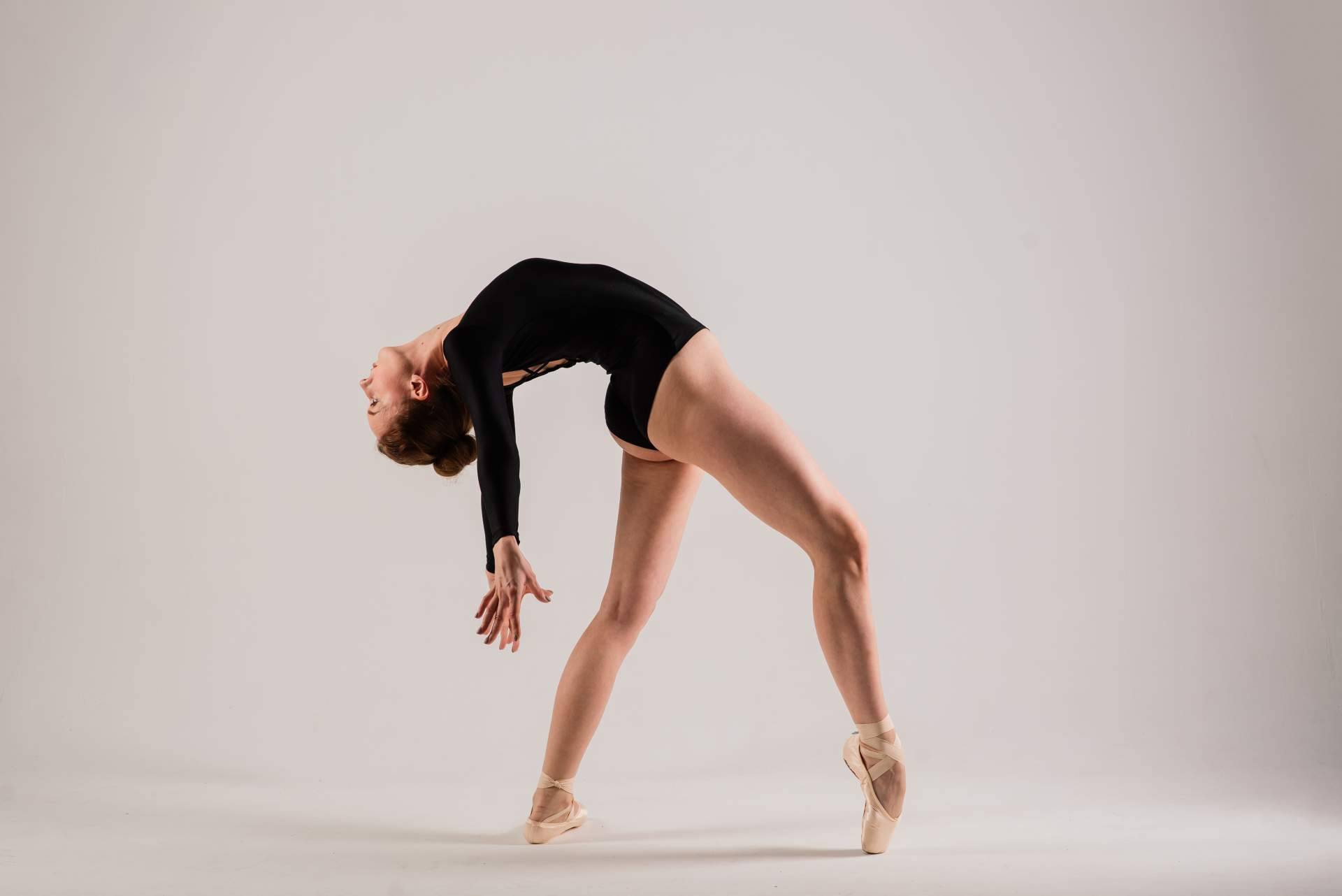 Elena Marco explora el arte de anclarse sin moverse en Fitness Ballet Madrid
