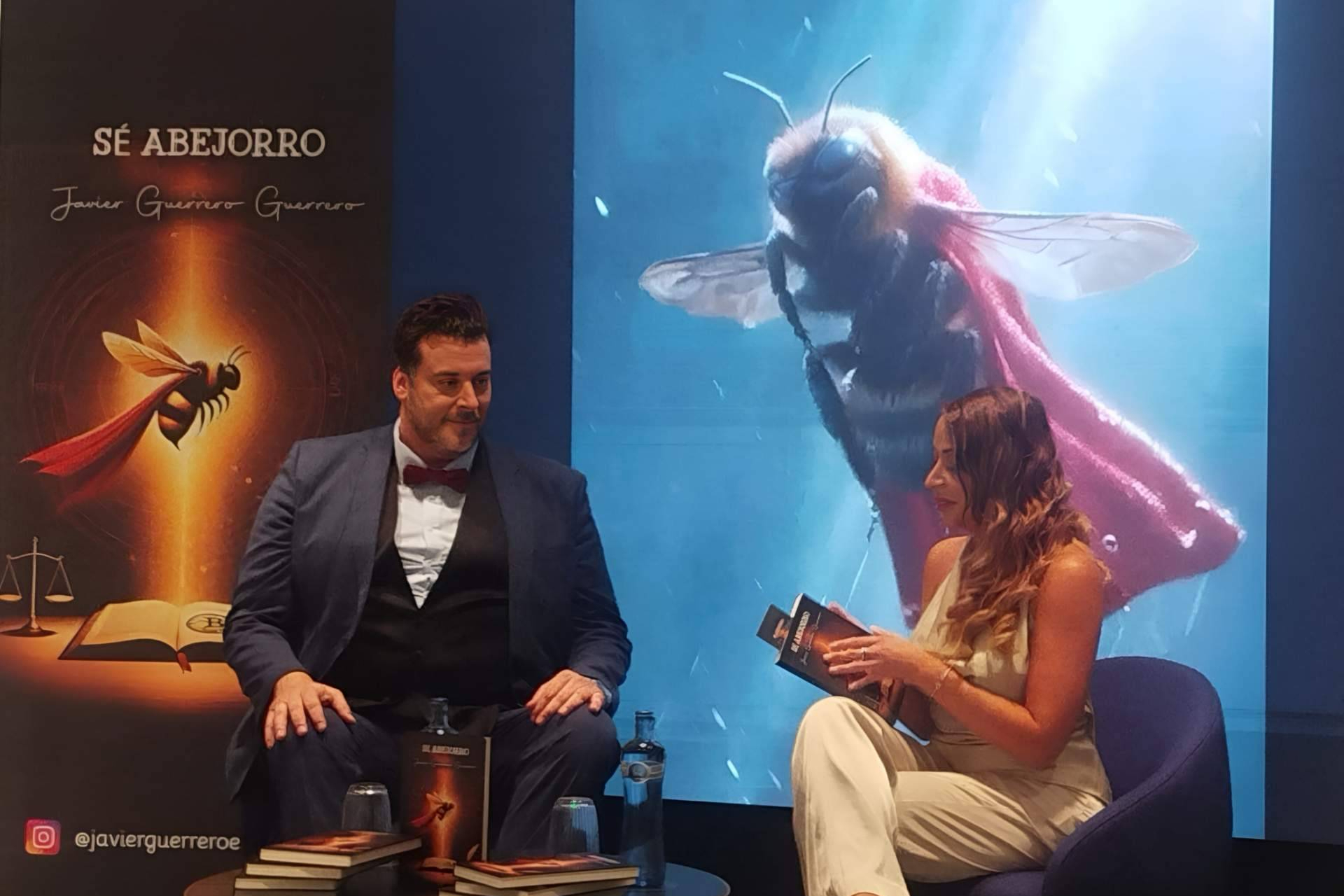 Sé Abejorro; Javier Guerrero convierte la imperfección en arte