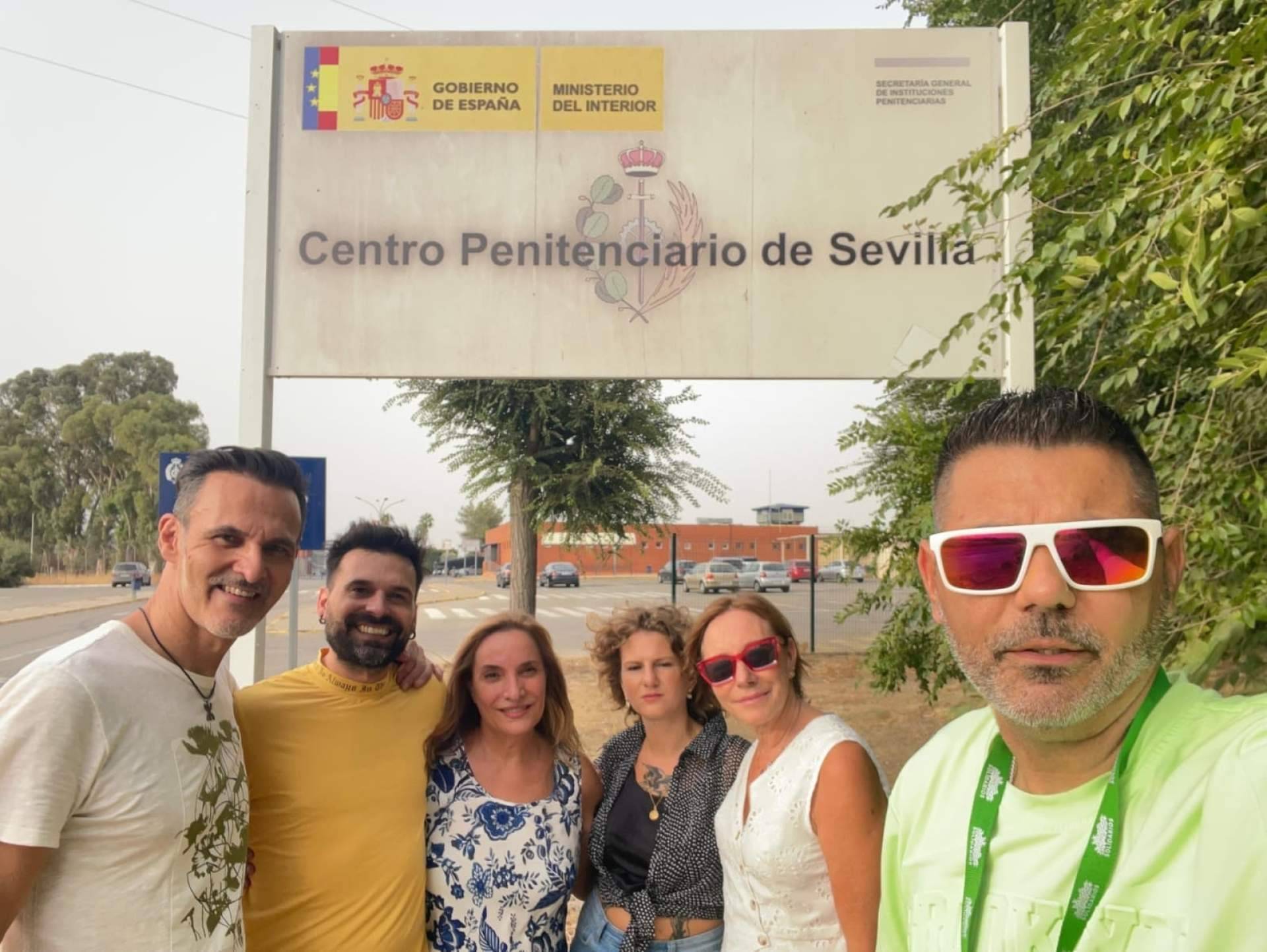 La Fundación Emouniverso y Solidarios para el desarrollo unidas en Sevilla I