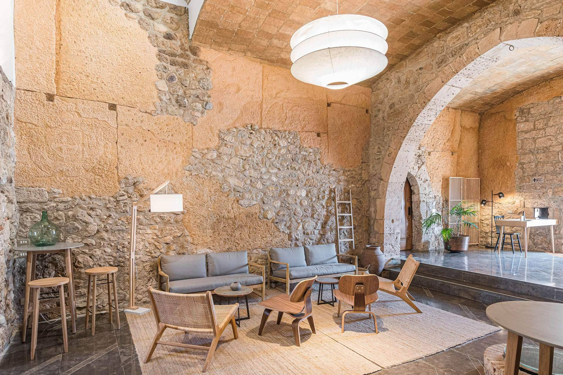 INDAStudio transforma restaurantes, bodegas y espacios comerciales en Barcelona con interiorismo estratégico