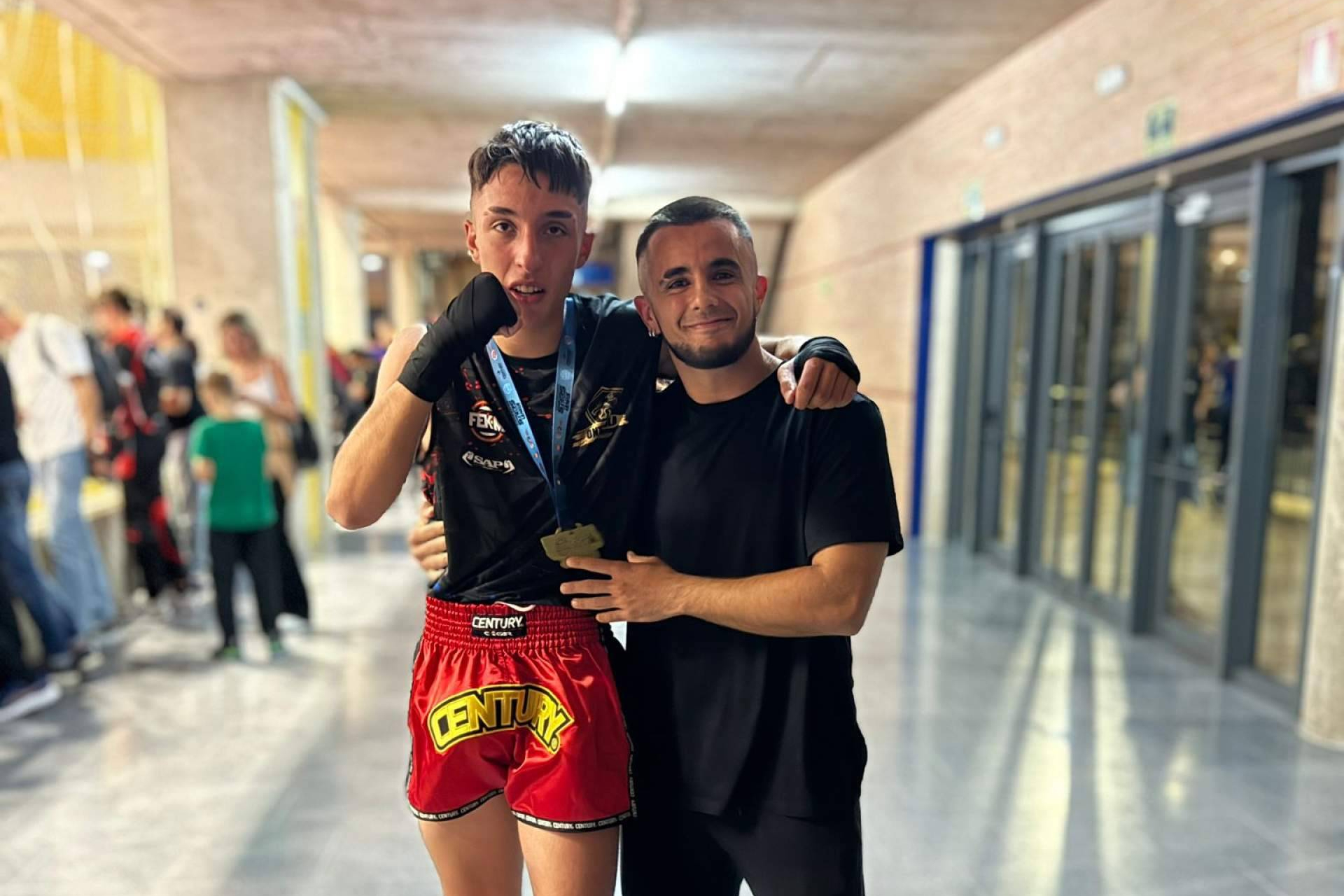 Mikel Castro Rosado se proclama campeón y Alejandro Vizcaíno consigue una épica plata en la Kickboxing Stars League