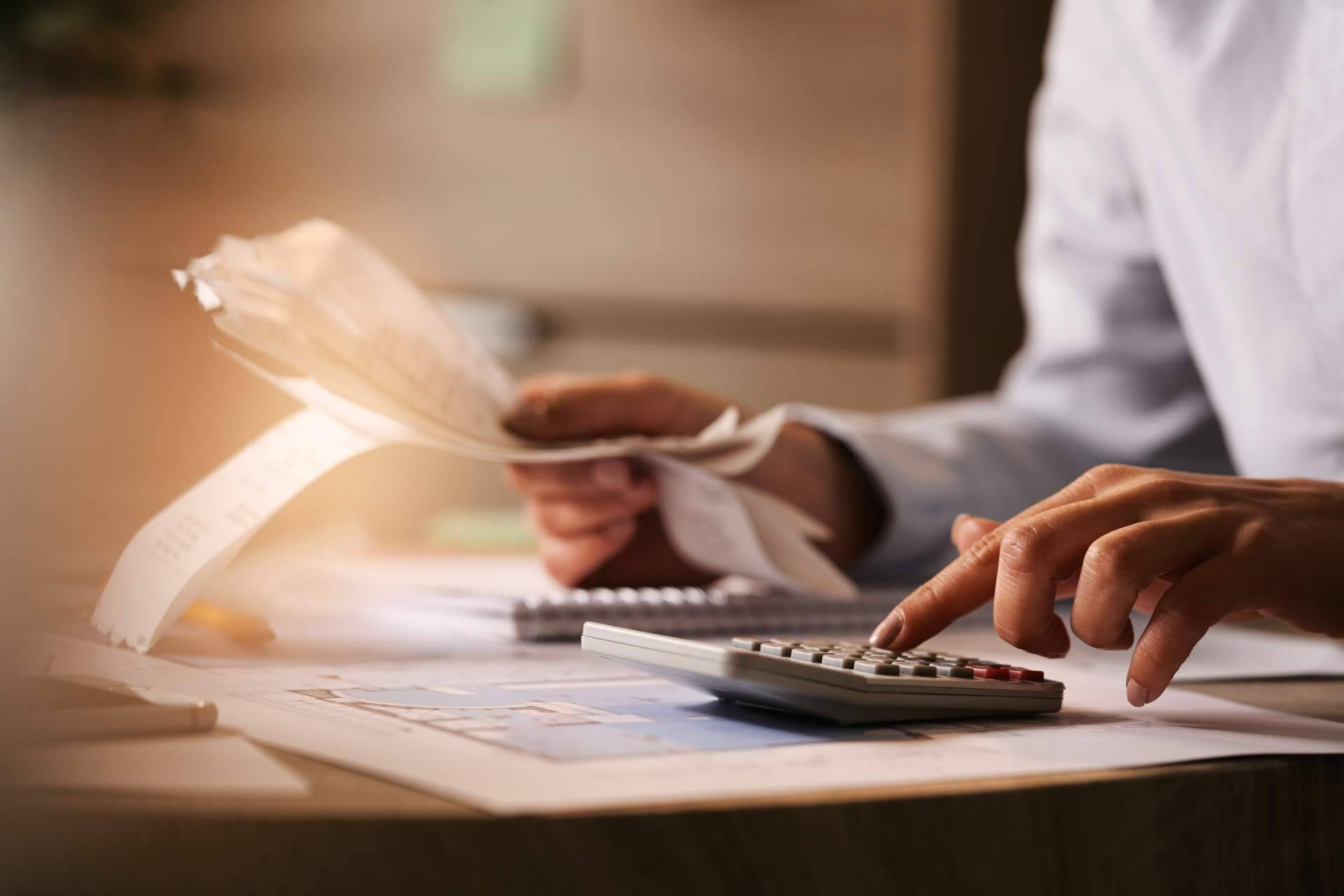 Factoring para pymes; liquidez inmediata sin endeudamiento ni dilución