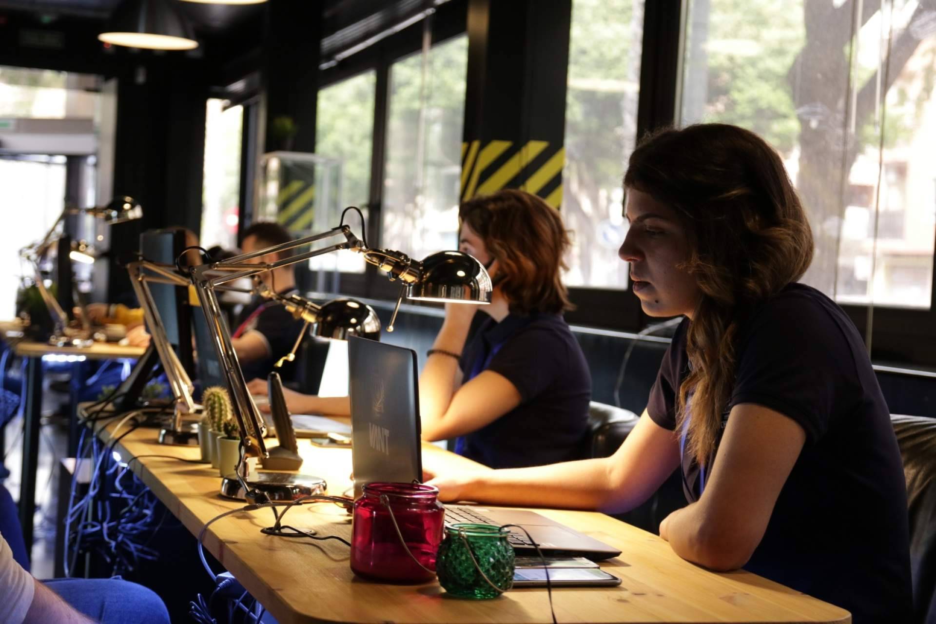 Universal Arts School acelera la formación en videojuegos profesional con pipelines de estudio y proyectos activos
