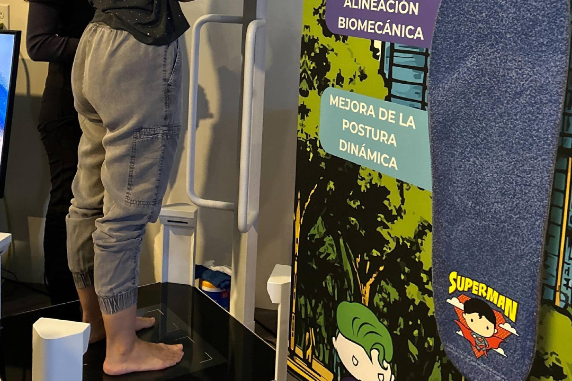 Aumentan los casos de dolor lumbar y fascitis en México; especialistas apuntan a la pisada como origen del problema