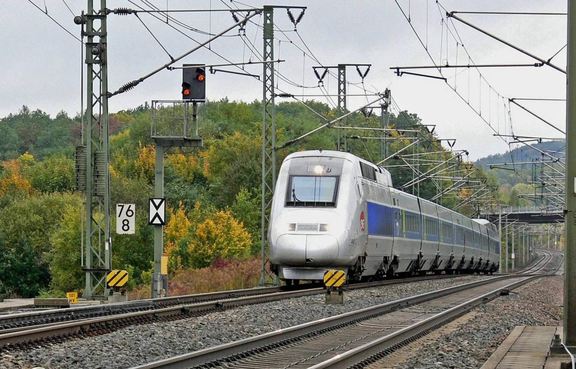 Paxone consigue la gestión de inventario y distribución de billetes de trenes TET en Francia