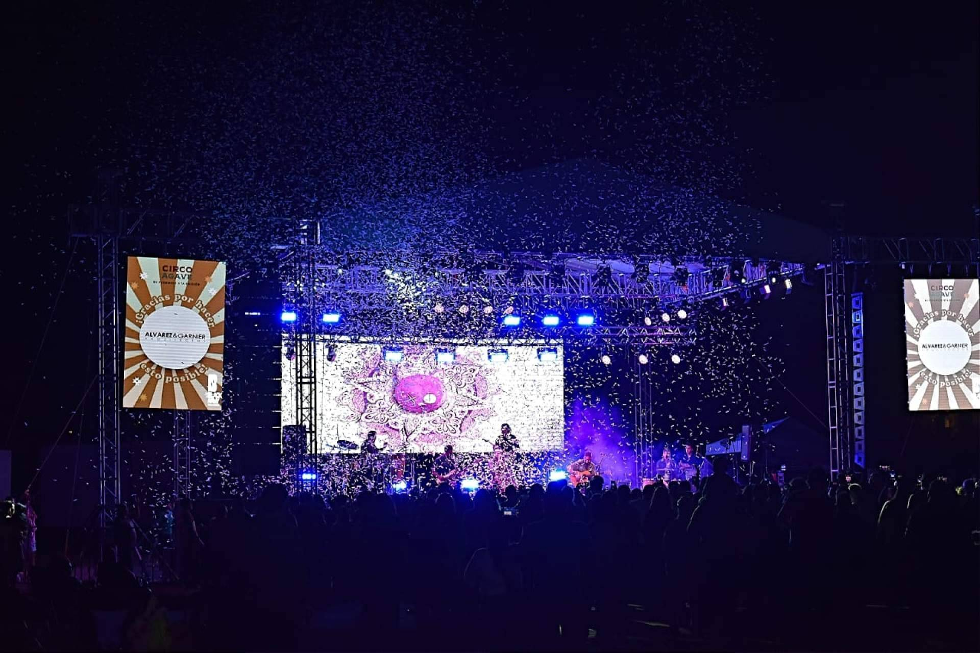 Circo Agave 2026; música, circo y celebración junto al mar