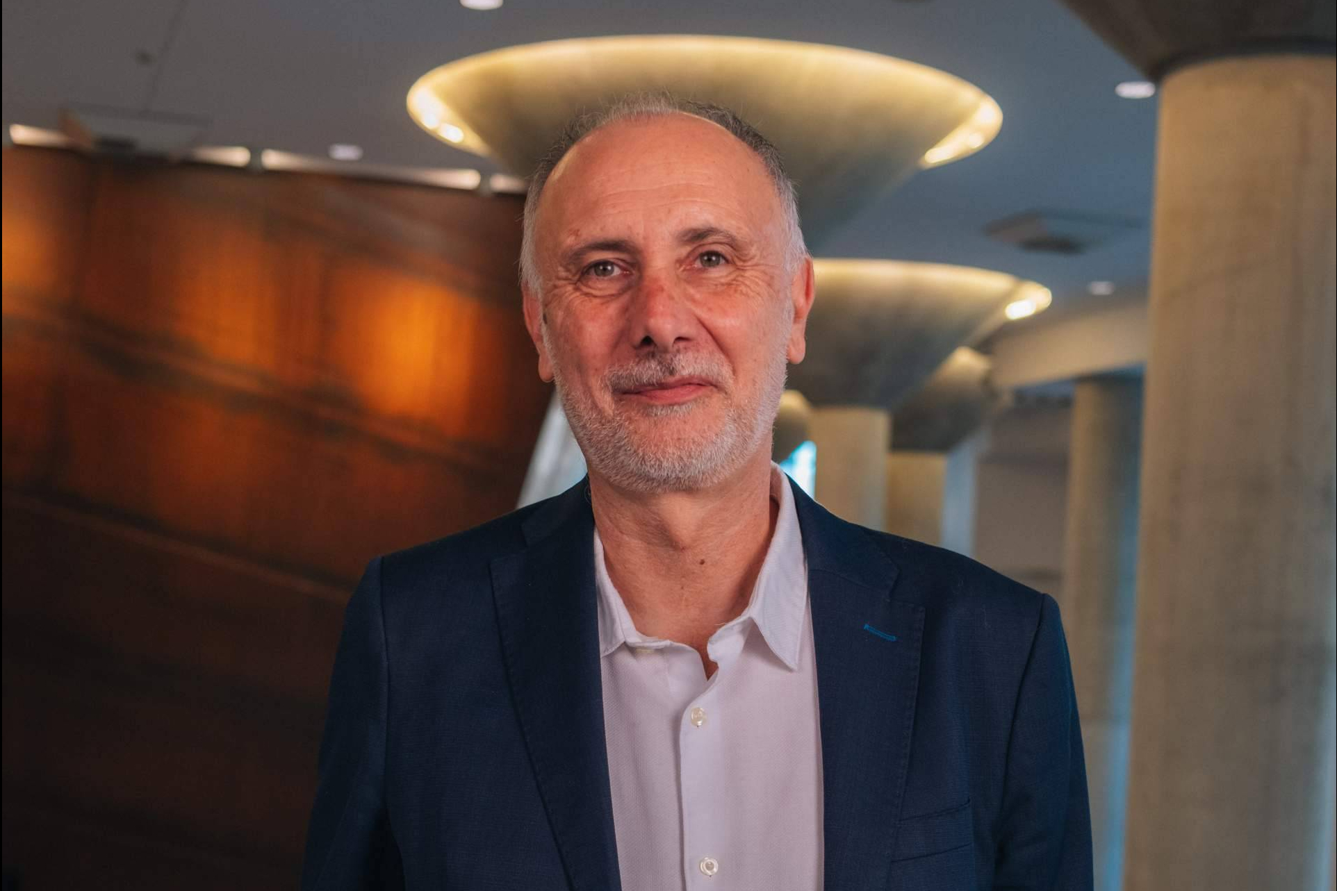 Cambio de presidencia en SESMI, Juan Serrano lidera una nueva fase para impulsar la medicina integrativa